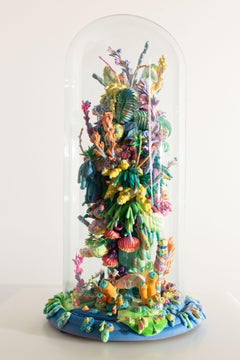 Colorida escultura de técnica mixta llamada "Jardines colgantes