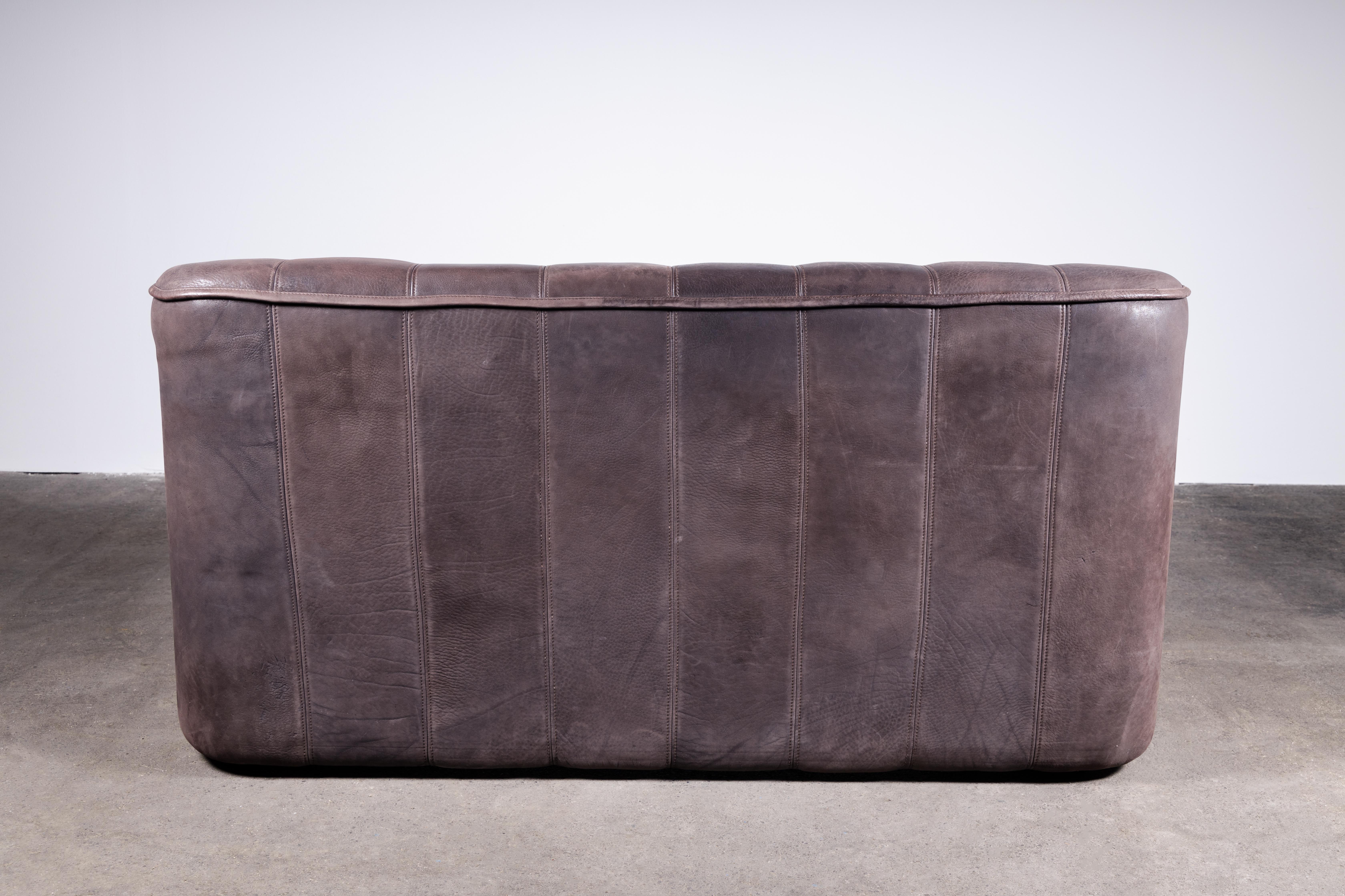 Thick and Soft Buffalo Leather De Sede DS-44 Loveseat Sofa 2