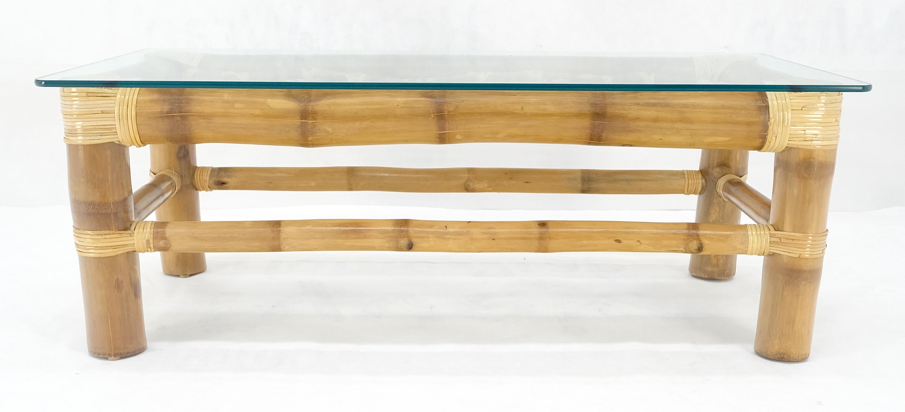 Mesa de centro de bambú grueso 22x46