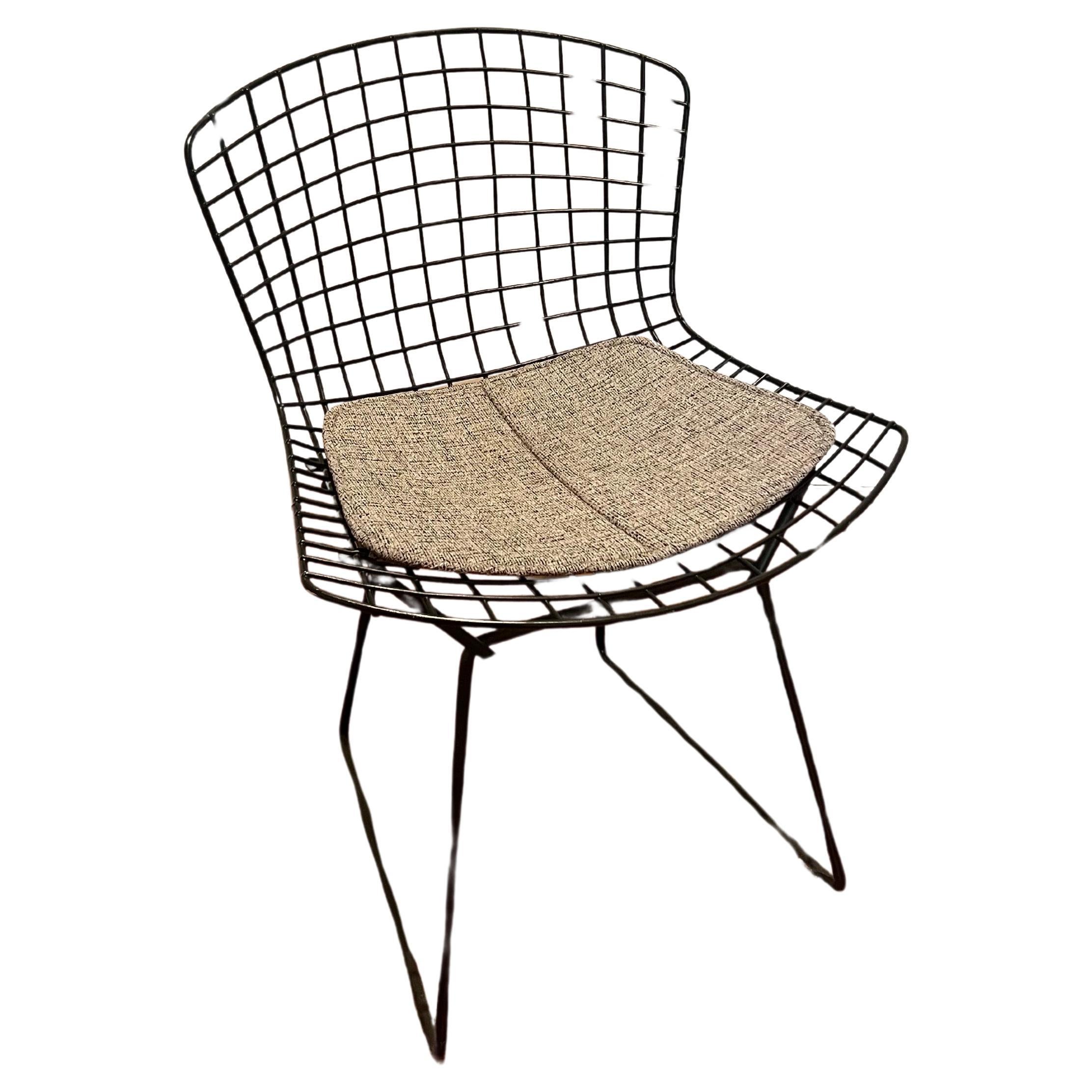 Thick Black Metal Original Harry Bertoia Desk Dining Patio Chair for Knoll For Sale
