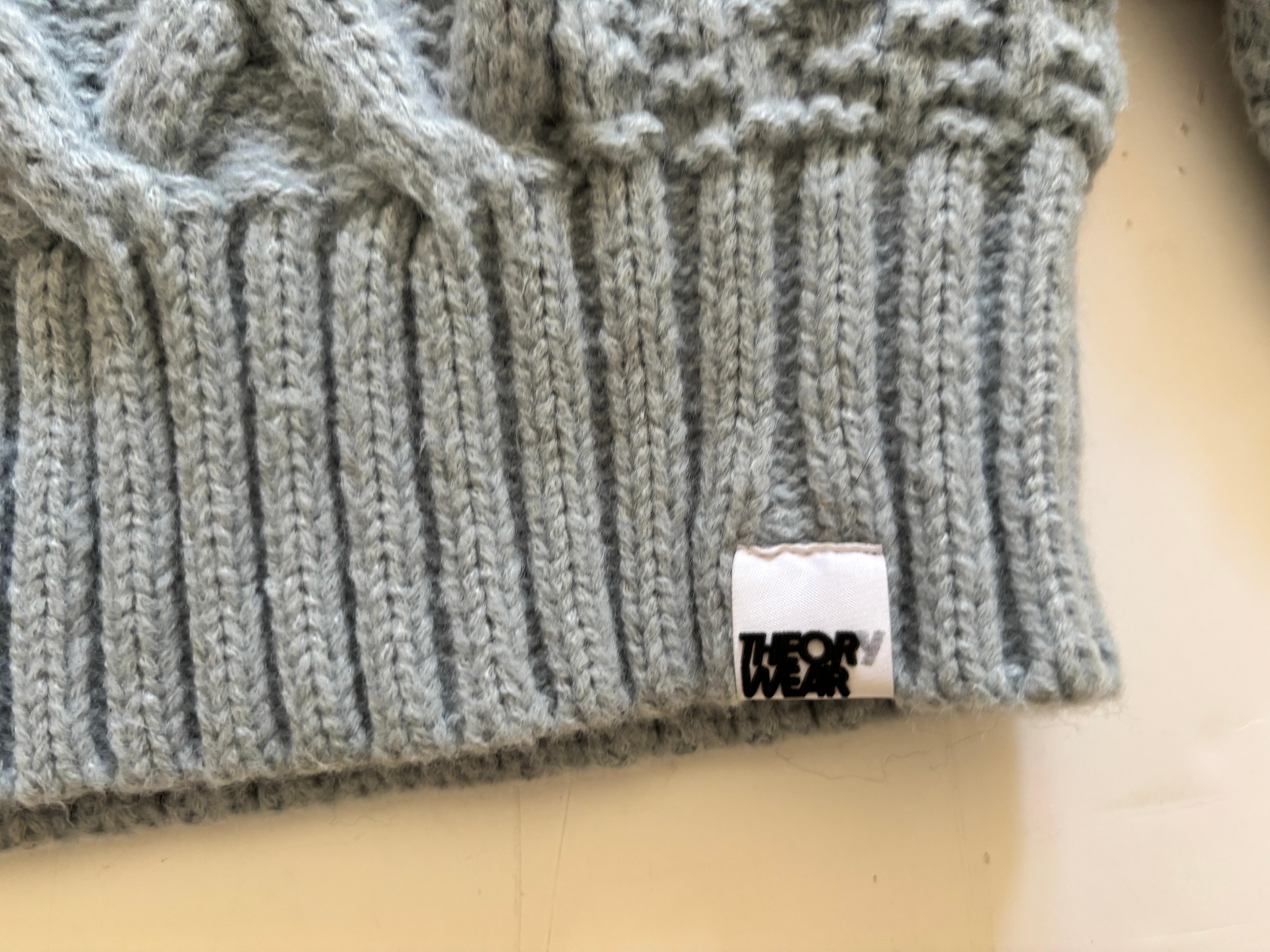 Blauer Strick-Rollkragenpullover mit dickem Kabel im Zustand „Gut“ im Angebot in Moreno Valley, CA