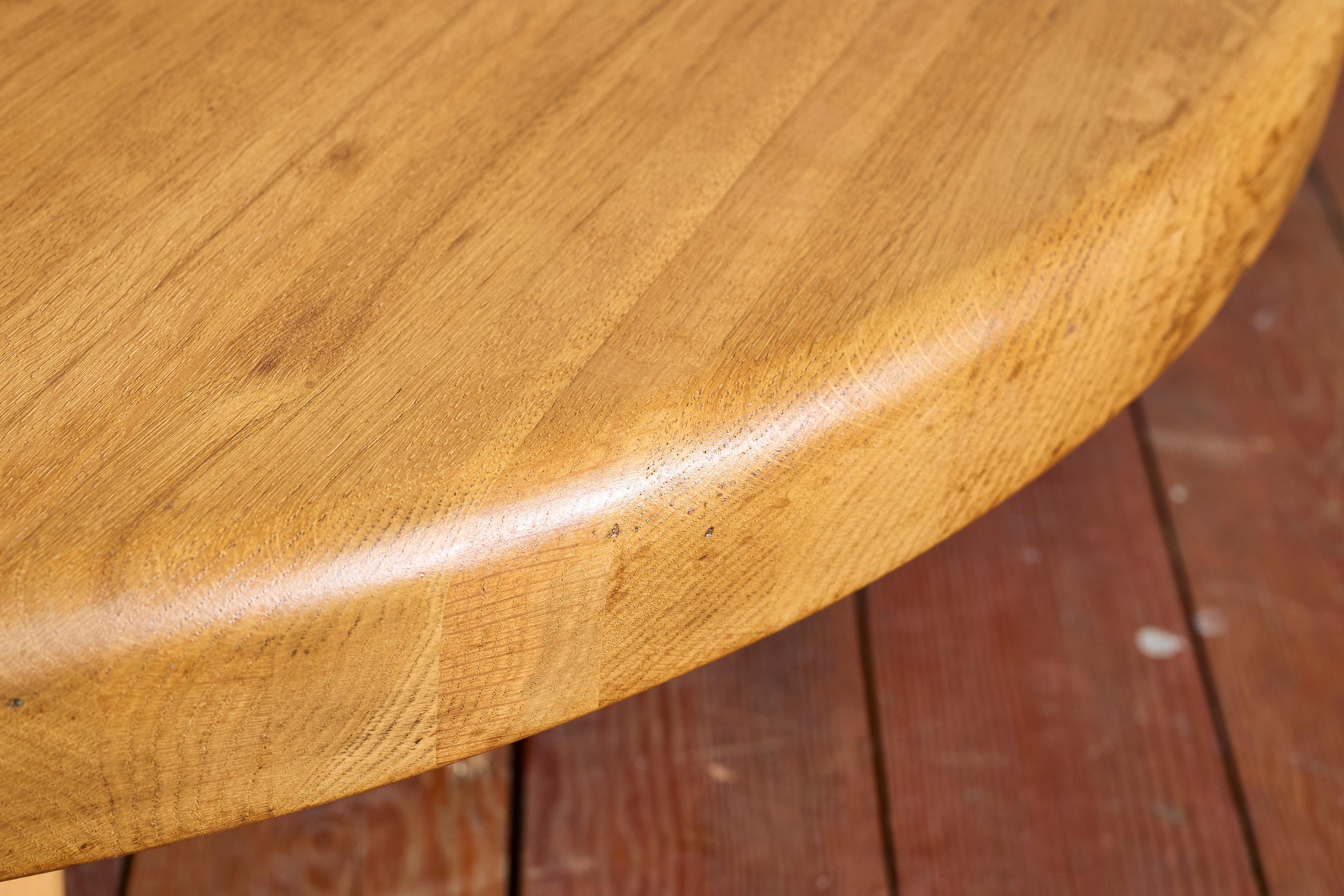 Dickes Französisch Oak Couchtisch im Angebot 7