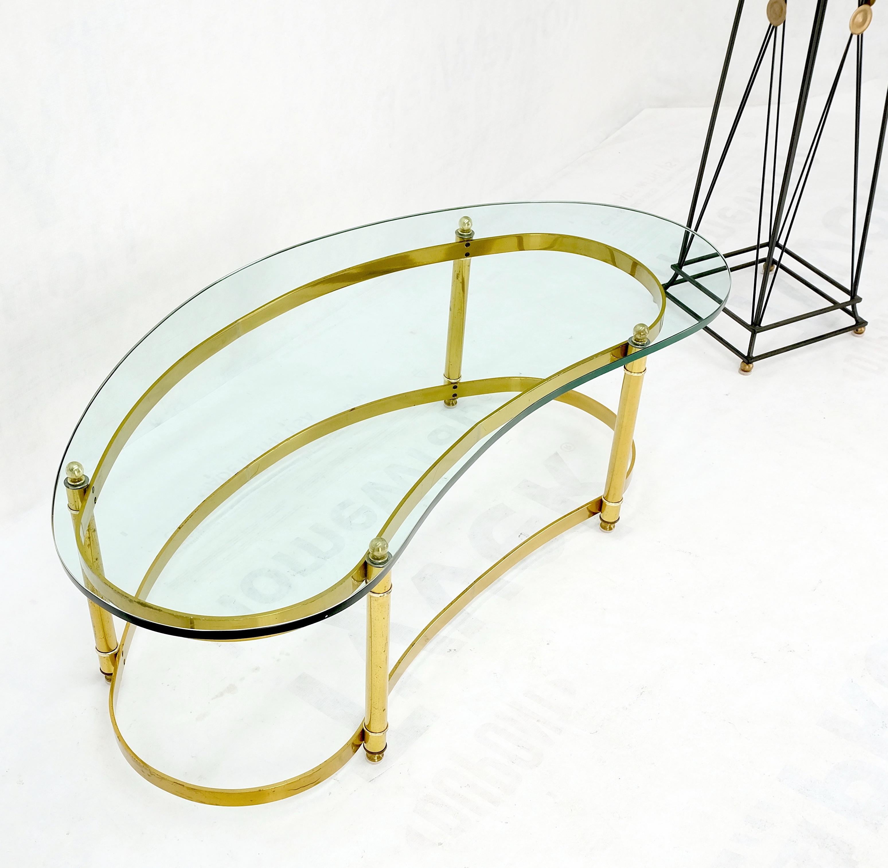 Polished Thick Glass Kidney Shape Brass Base Mid-Century Modern Coffee Table For Sale