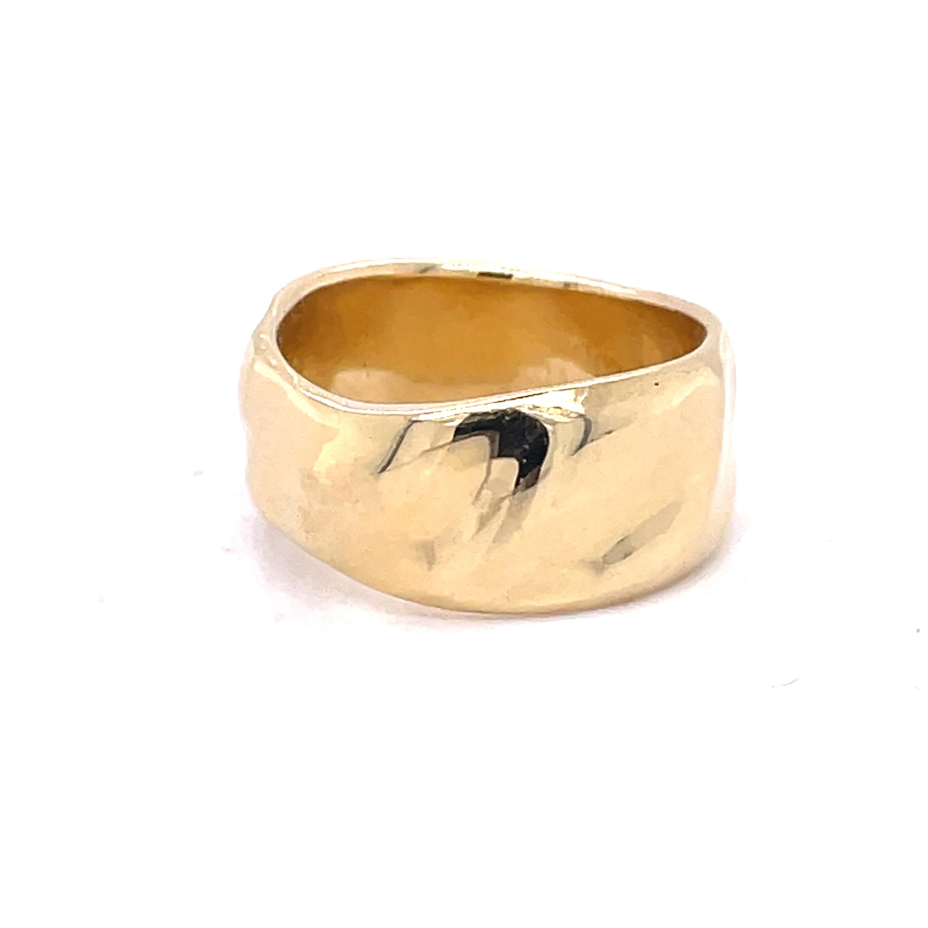 Thick Gold Band, Wave Texture Gold ring, 14K Yellow gold, unique wedding band For Sale 4