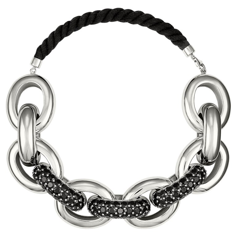 Thick Links Necklace with Black Spinel For Sale at 1stDibs