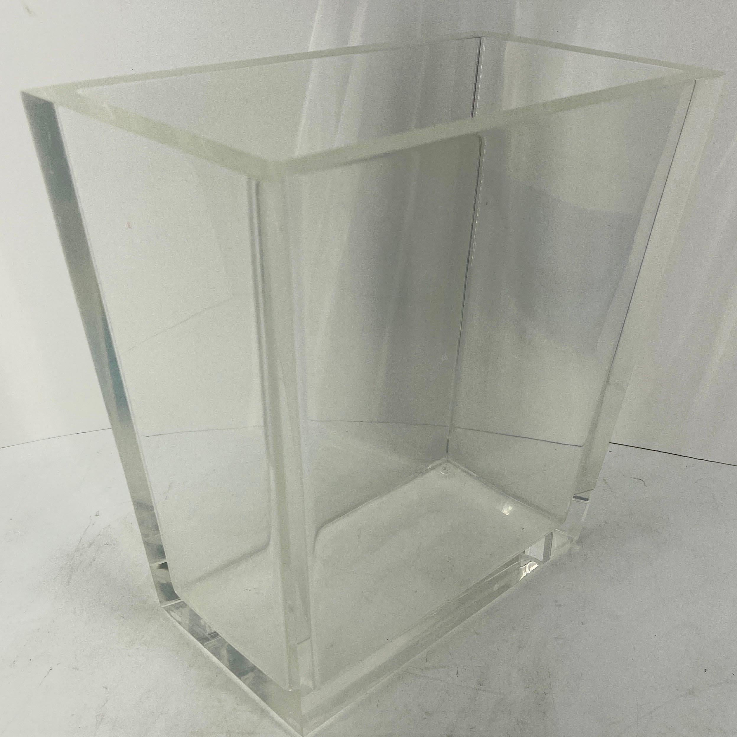 Thick Lucite Italian Magazine Rack Trash Can, Mid-Century Modern For Sale 1