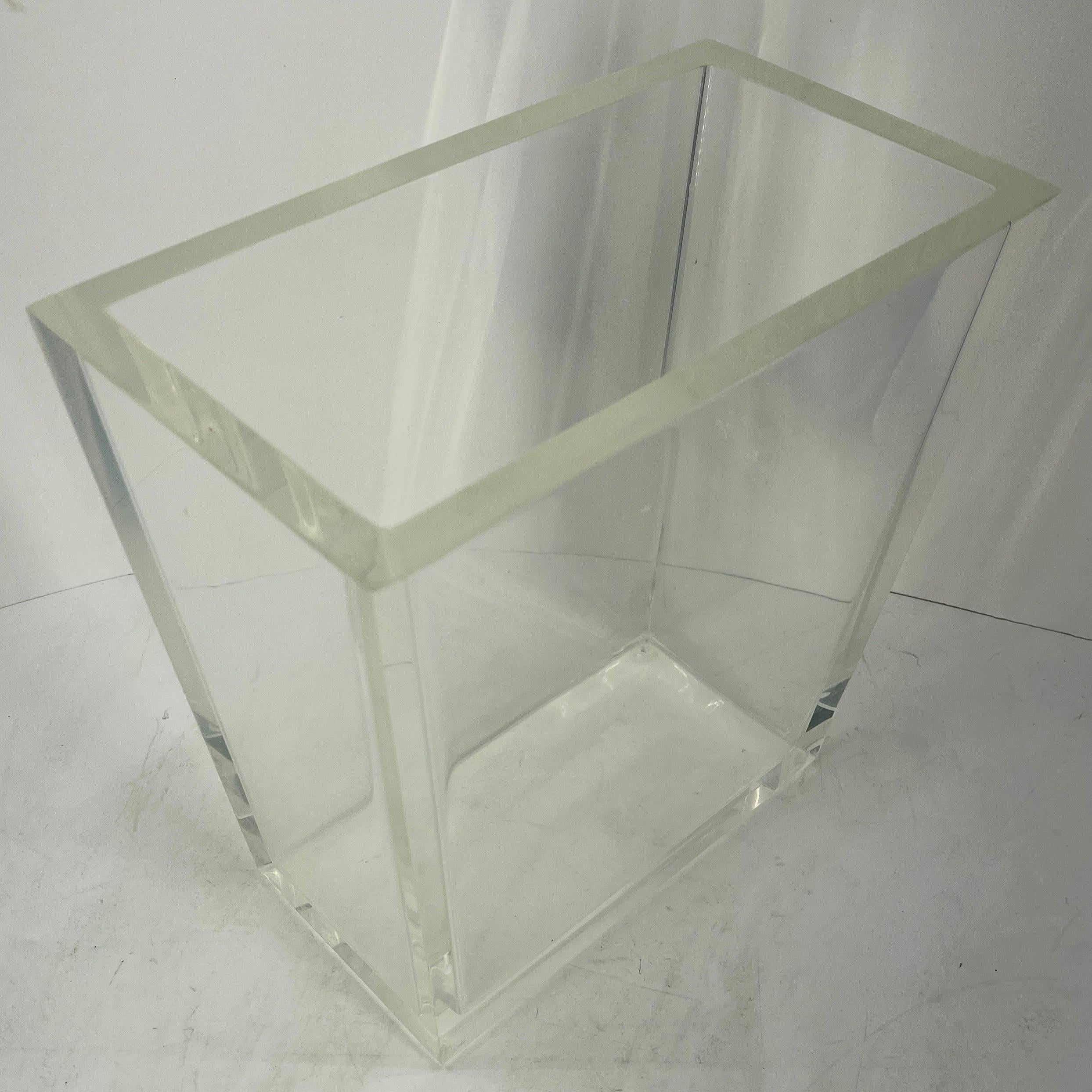 Thick Lucite Italian Magazine Rack Trash Can, Mid-Century Modern For Sale 2