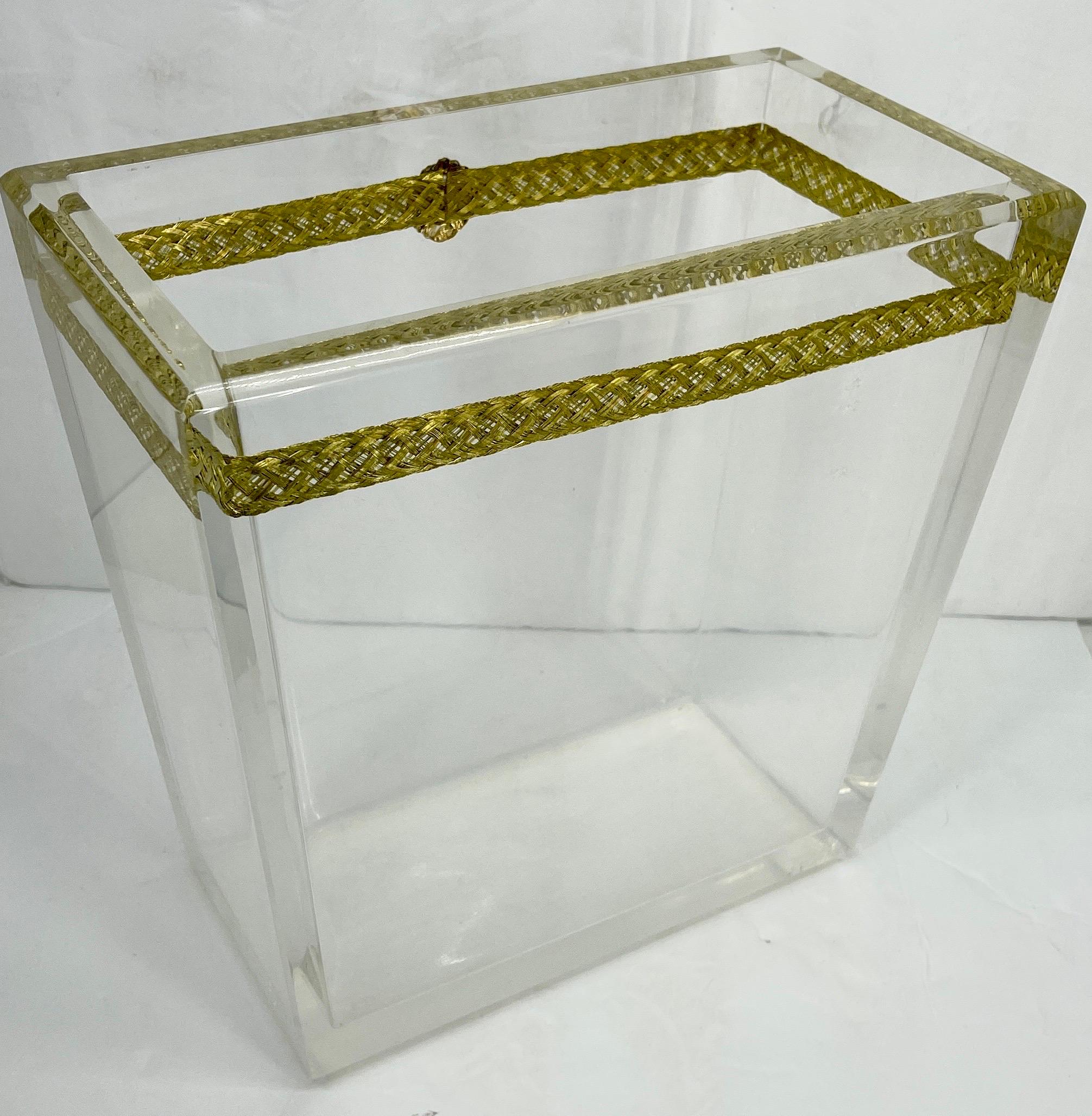 Thick Lucite Italian Magazine Rack with Lion Head and Gilt Metal Thread, Italy 8