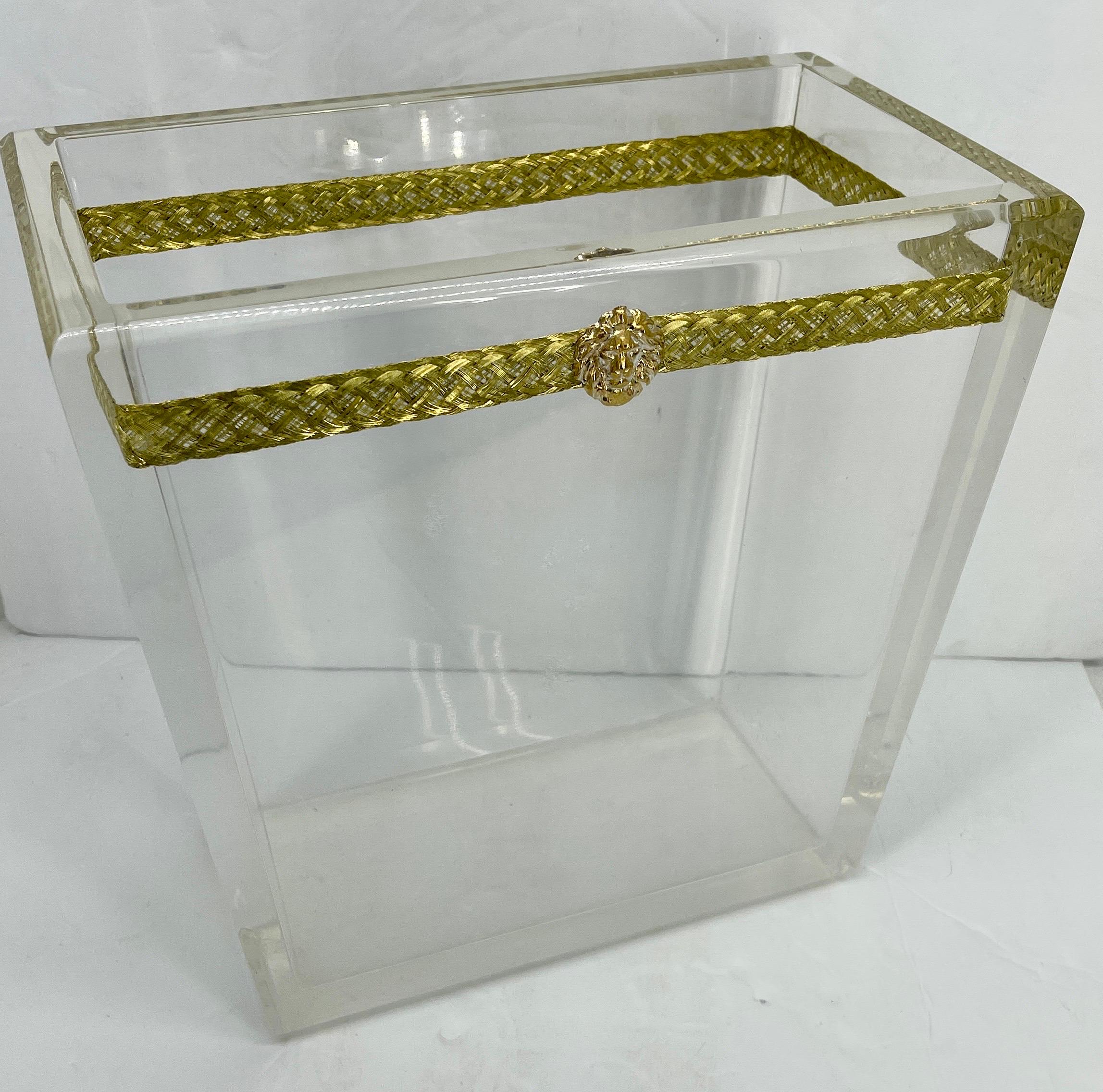 Thick Lucite Italian Magazine Rack with Lion Head and Gilt Metal Thread, Italy 13