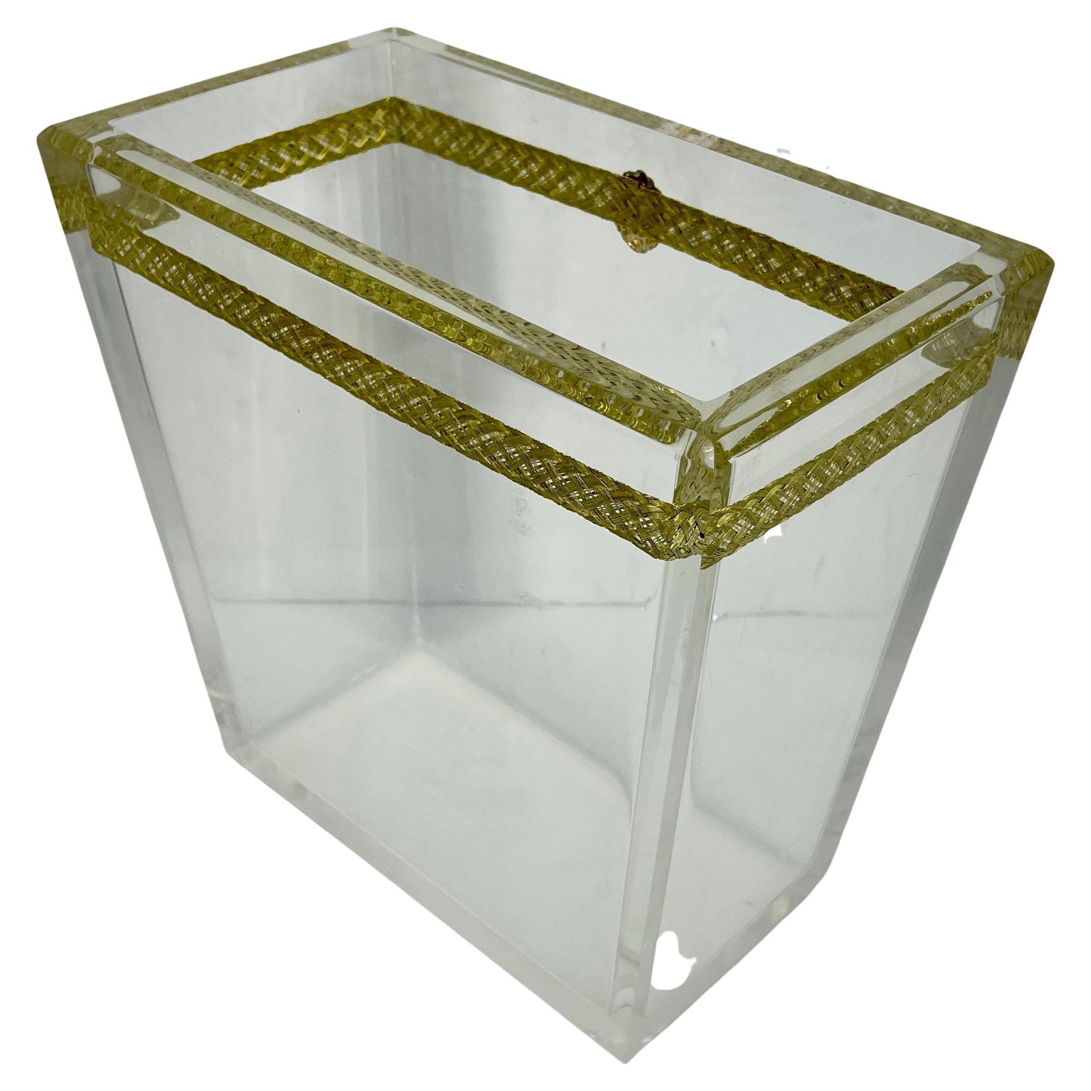 Hand-Crafted Thick Lucite Italian Magazine Rack with Lion Head and Gilt Metal Thread, Italy For Sale