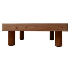 Thick Mid-Century Pine Dutch Coffee Table Thick Mid-Century Pine Dutch Coffee Table