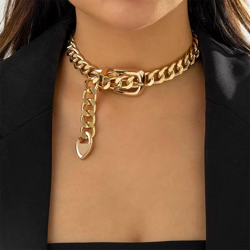 Women's Thick Open Link Chain Belt Buckle Clavicle Gold Tone Vintage Choker Necklace For Sale