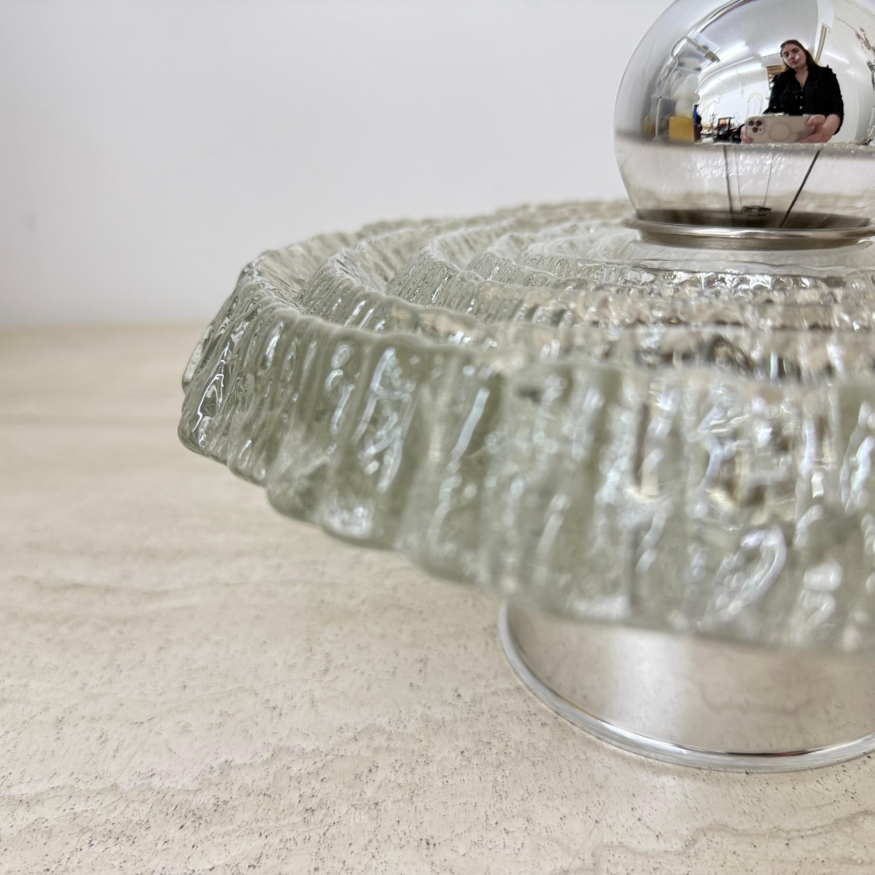 Applique en verre glacé épais et structuré Peill & Putzler , 1970 en vente 6