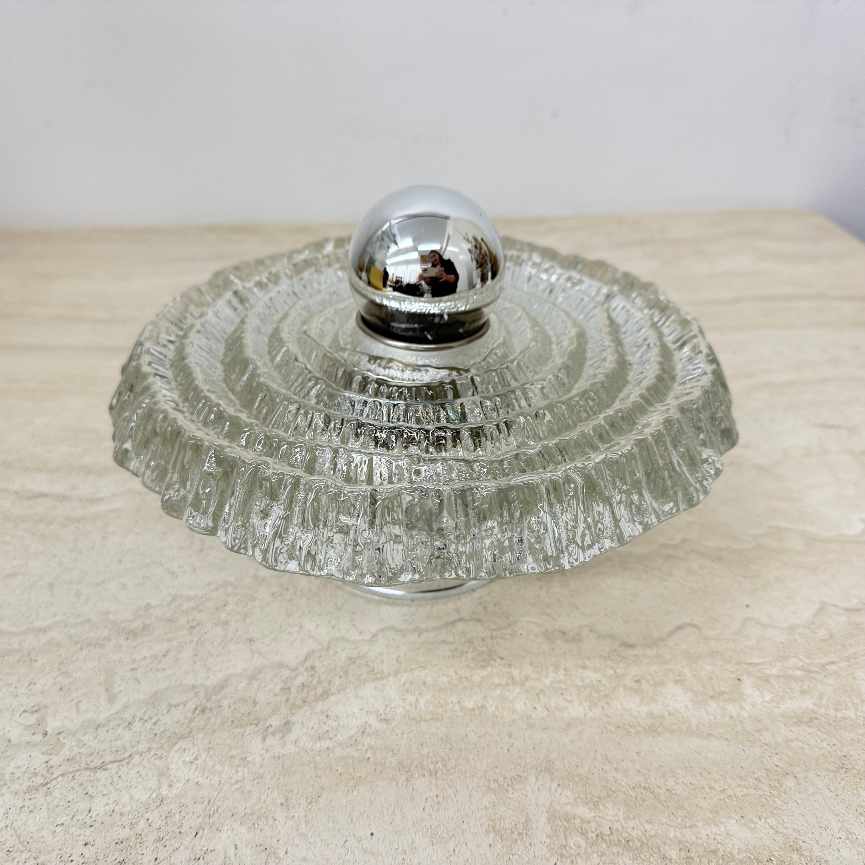 Applique en verre glacé épais et structuré Peill & Putzler , 1970 en vente 3