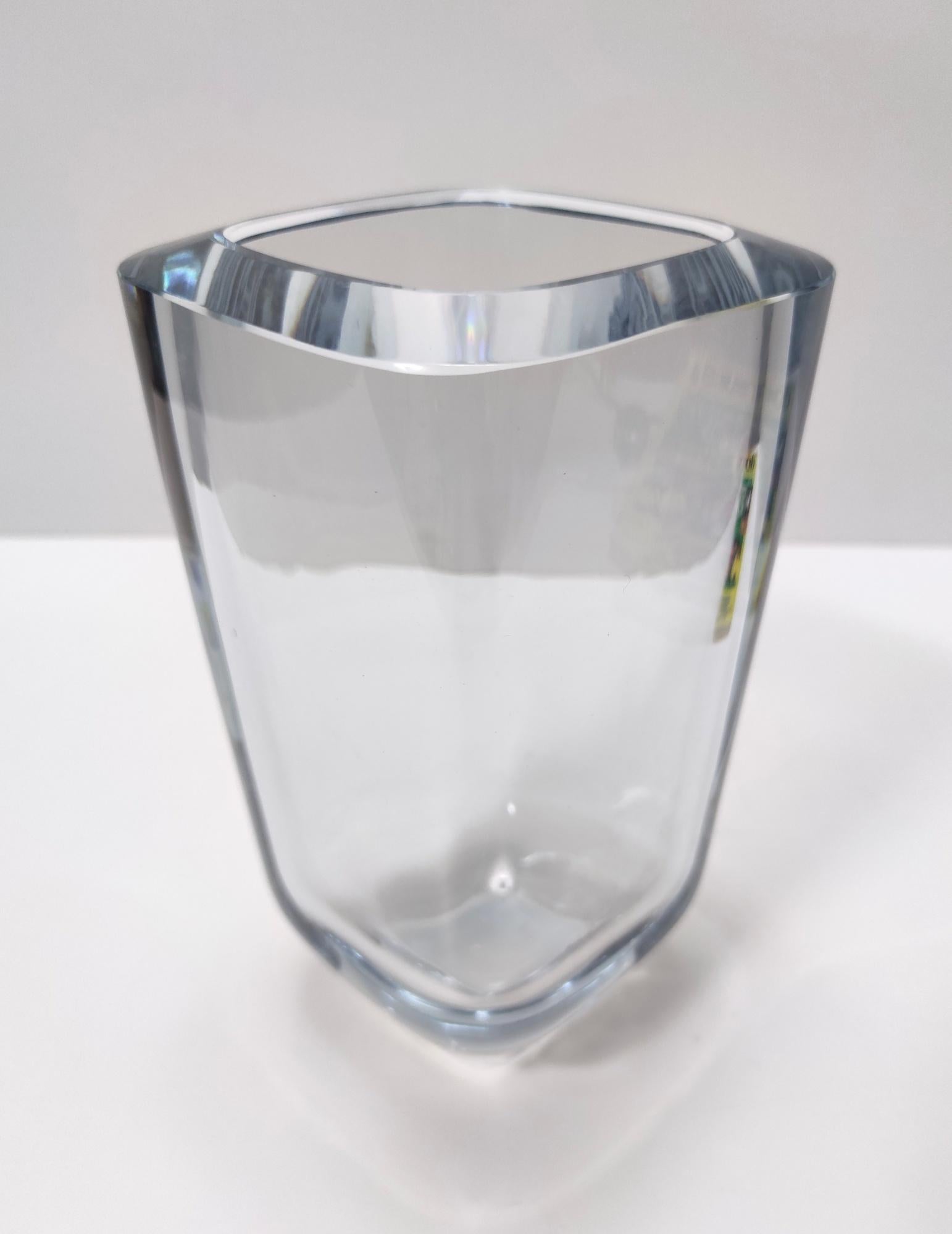 Suédois Vase vintage en verre épais transparent de Strombergshyttan, Suède en vente