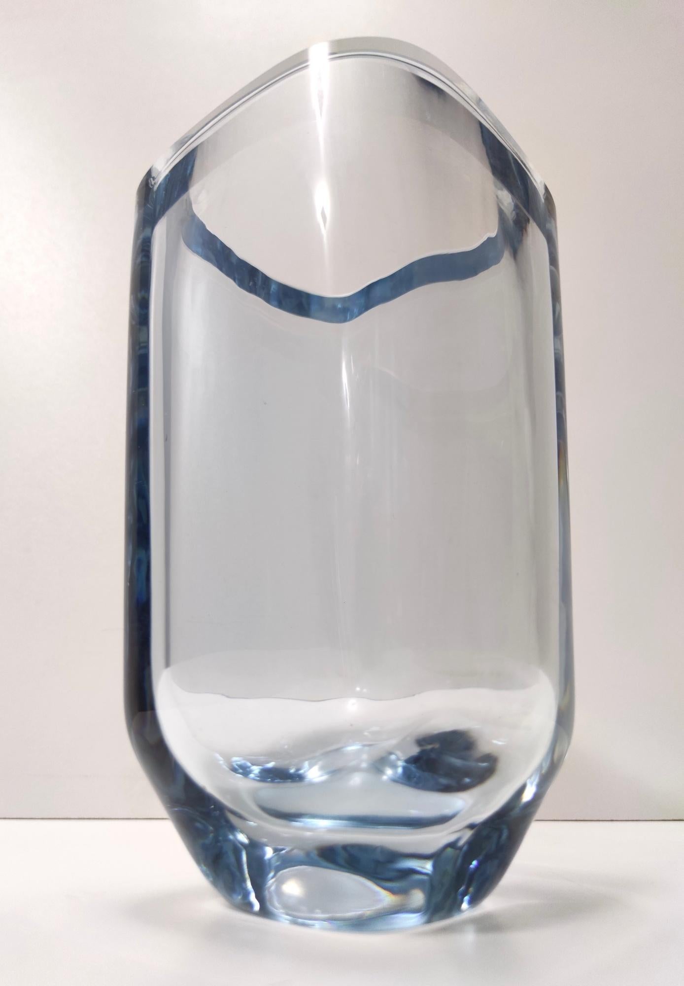 Buriné Vase vintage en verre épais transparent de Strombergshyttan, Suède en vente