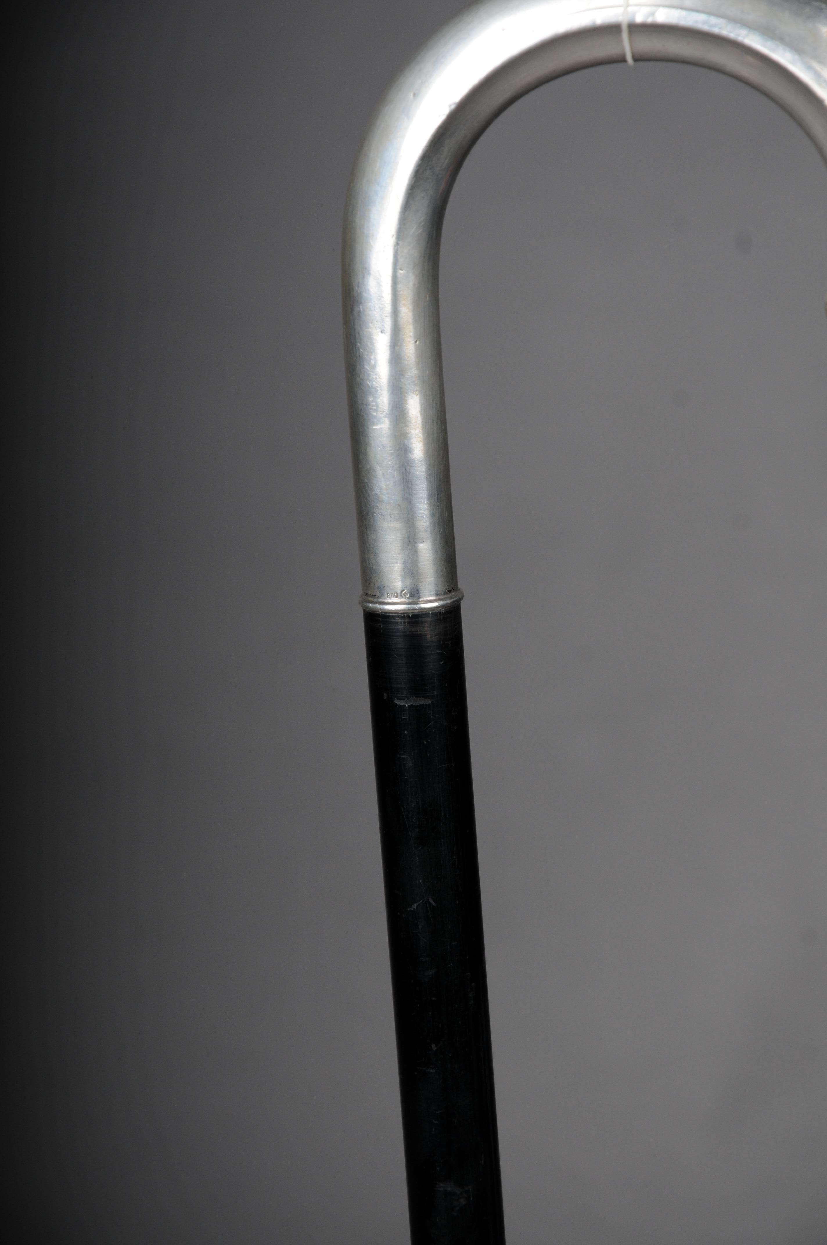 Thick Walking Stick with a Large Silver Handle, Stamped 800 In Fair Condition For Sale In Berlin, DE