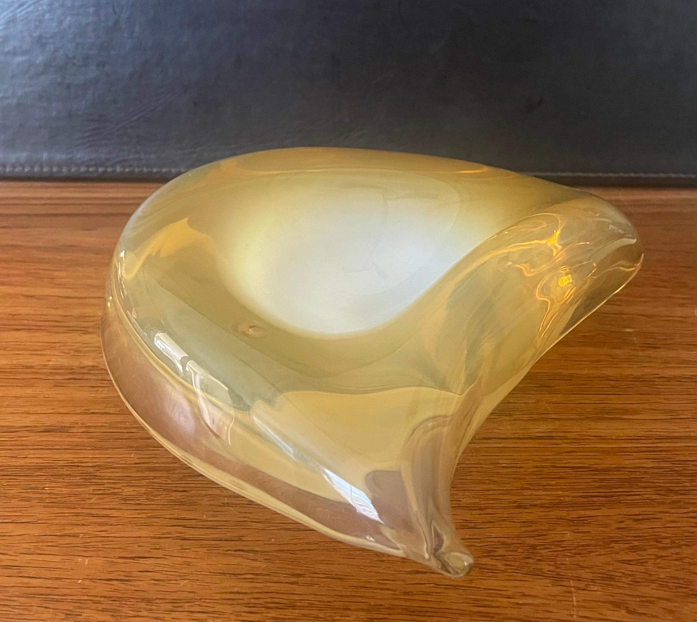 Thick Yellow Art Glass Anteater Bowl by Murano Glass For Sale 4