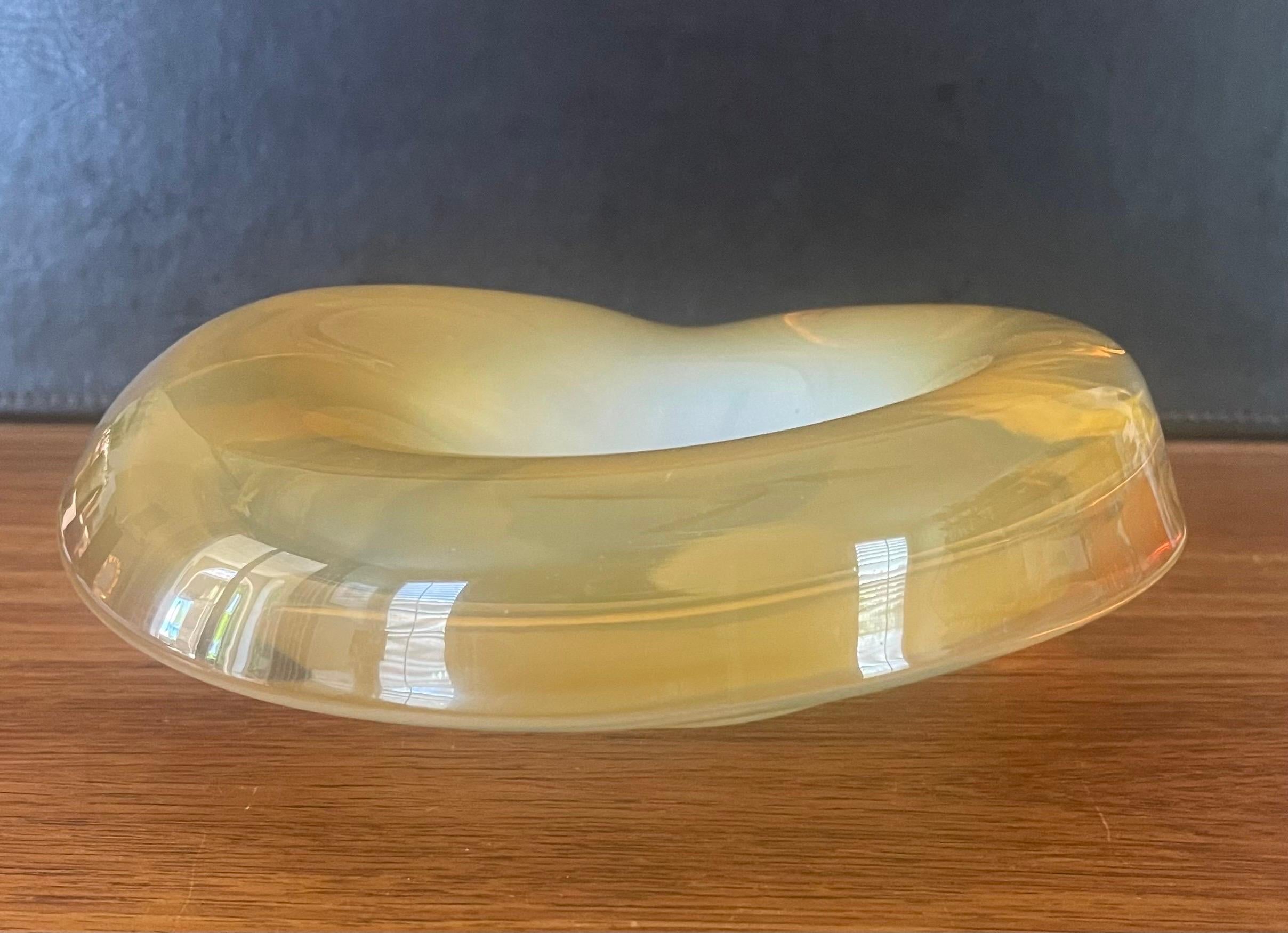 Thick Yellow Art Glass Anteater Bowl by Murano Glass For Sale 2