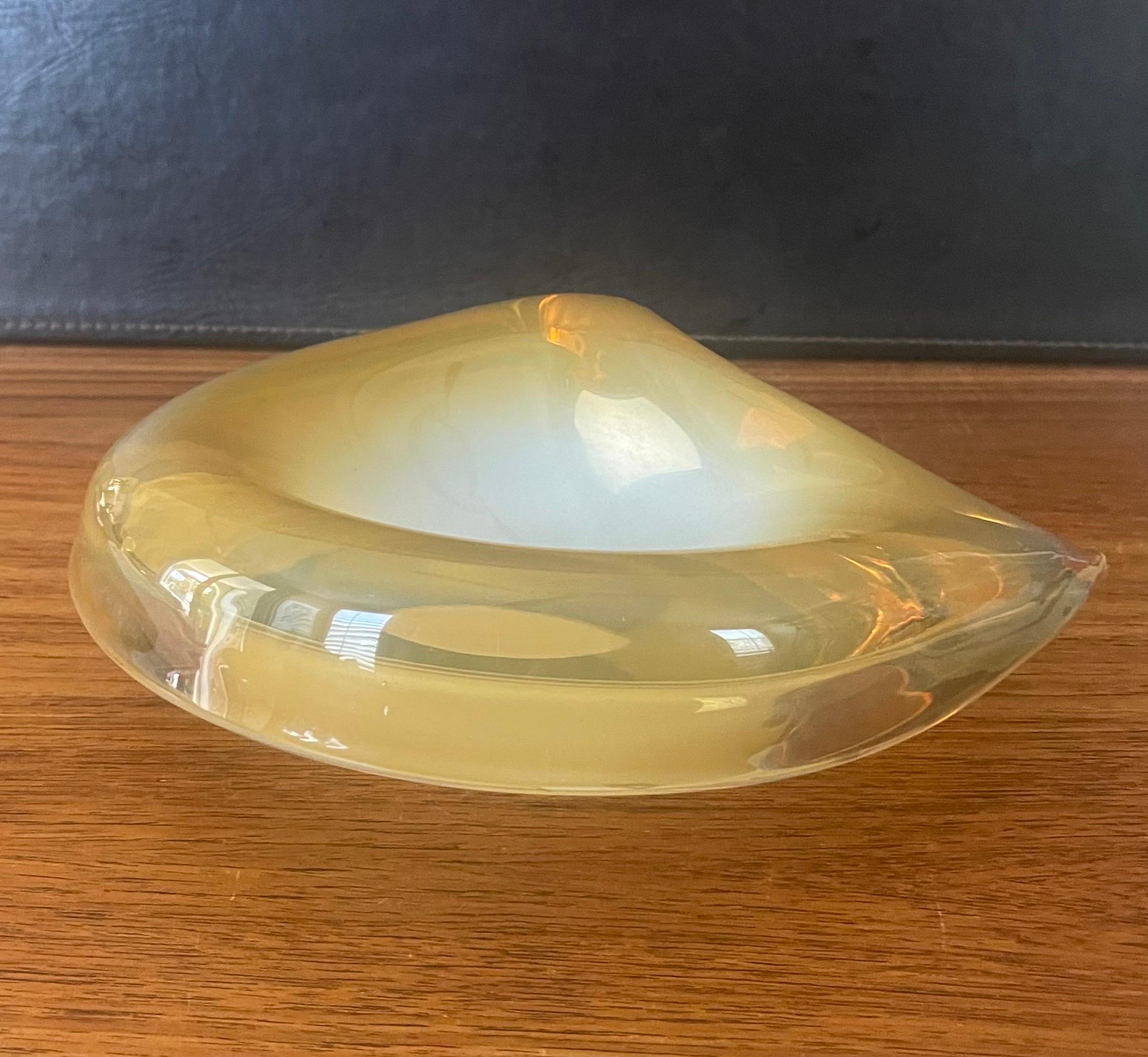 Thick gelbe Anteater-Schale aus Kunstglas von Muranoglas im Angebot 3