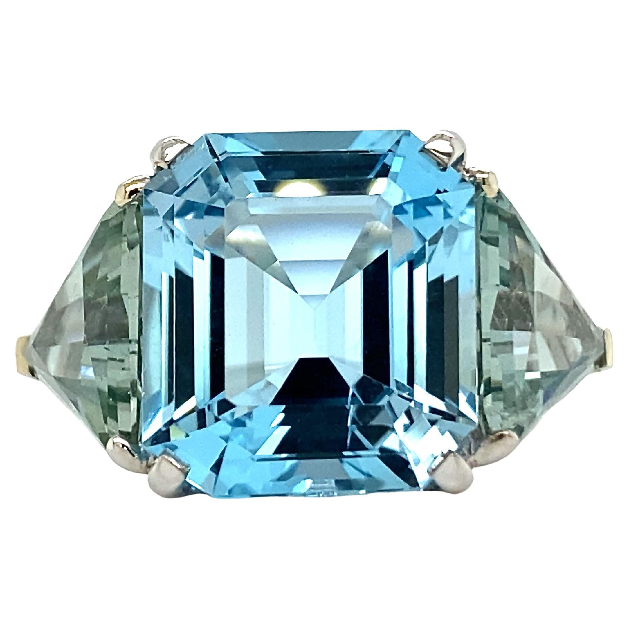 "Thierno" Anillo de Cóctel de Oro Blanco de Tres Piedras con Topacio Azul y Topacio Seafoam