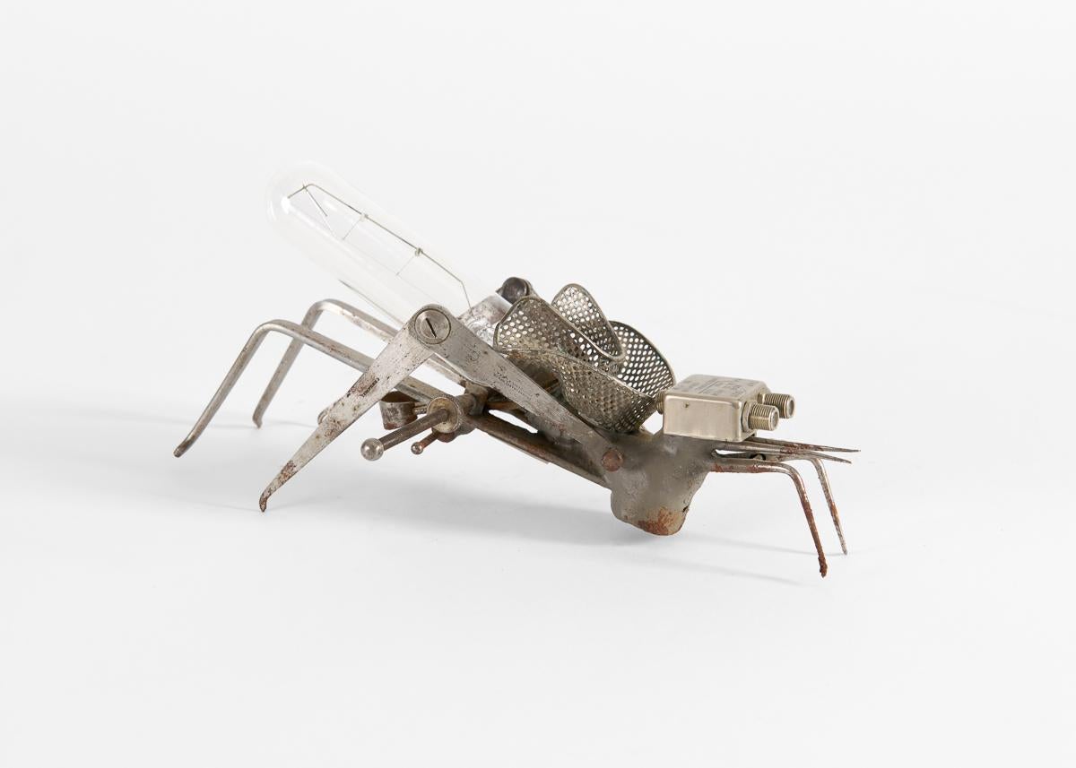 Thierry Despont, Scultura di insetto con oggetto trovato, Stati Uniti, XX secolo