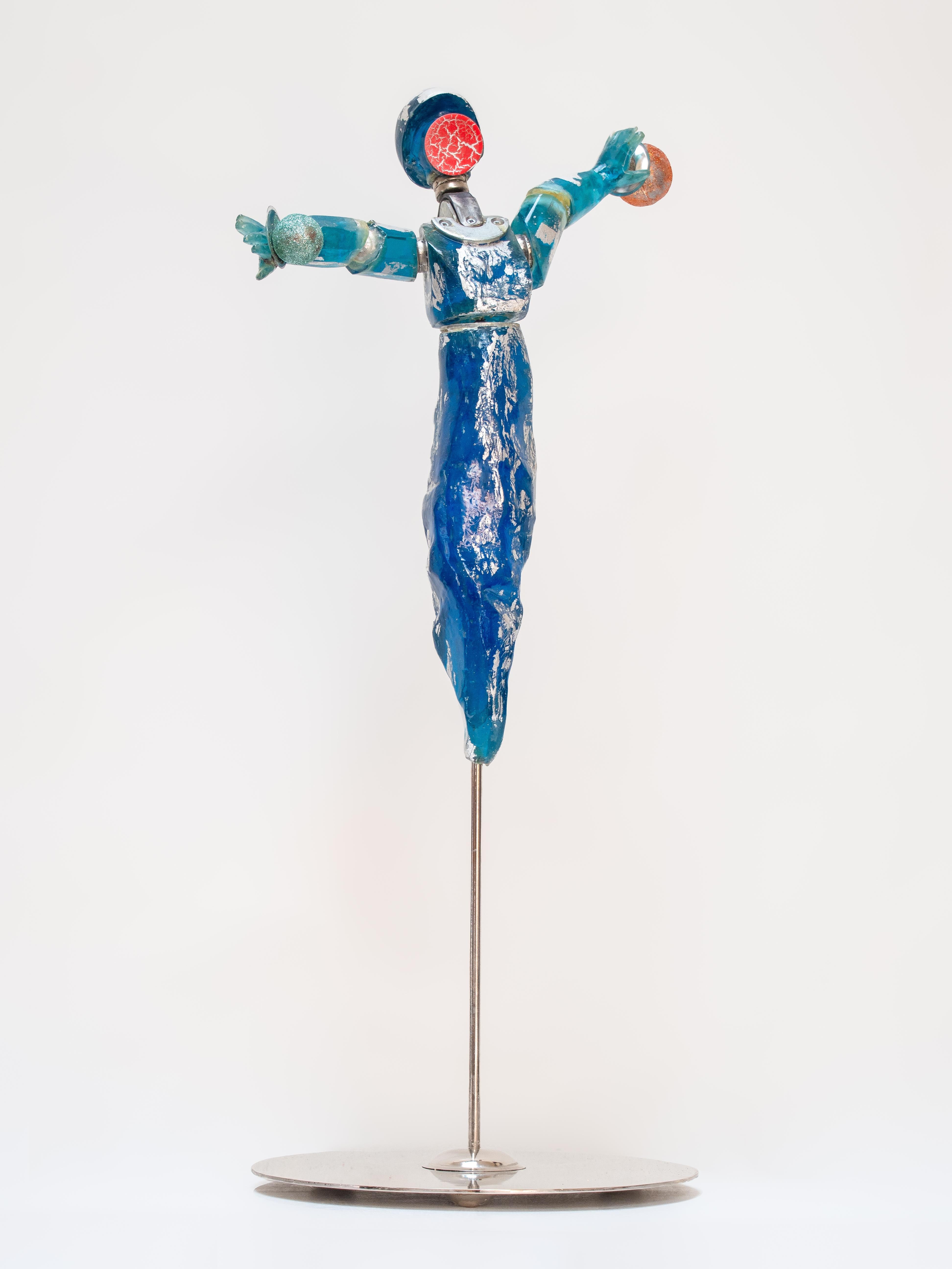 Thierry Job Figurative Sculpture – Are We Alone im Universum?