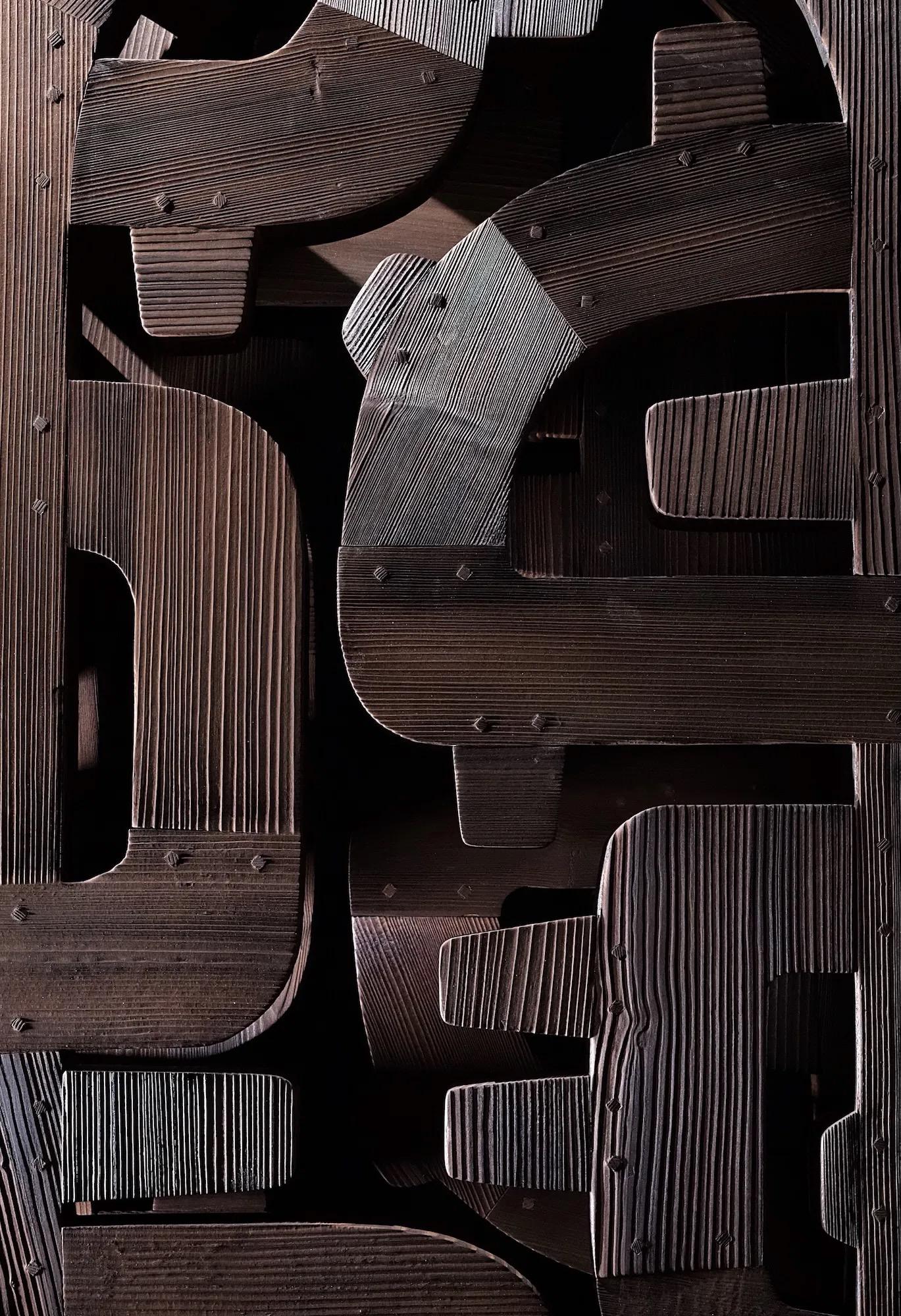 No.090924 di Thierry Martenon - grande scultura in legno, totem geometrico astratto in vendita 3