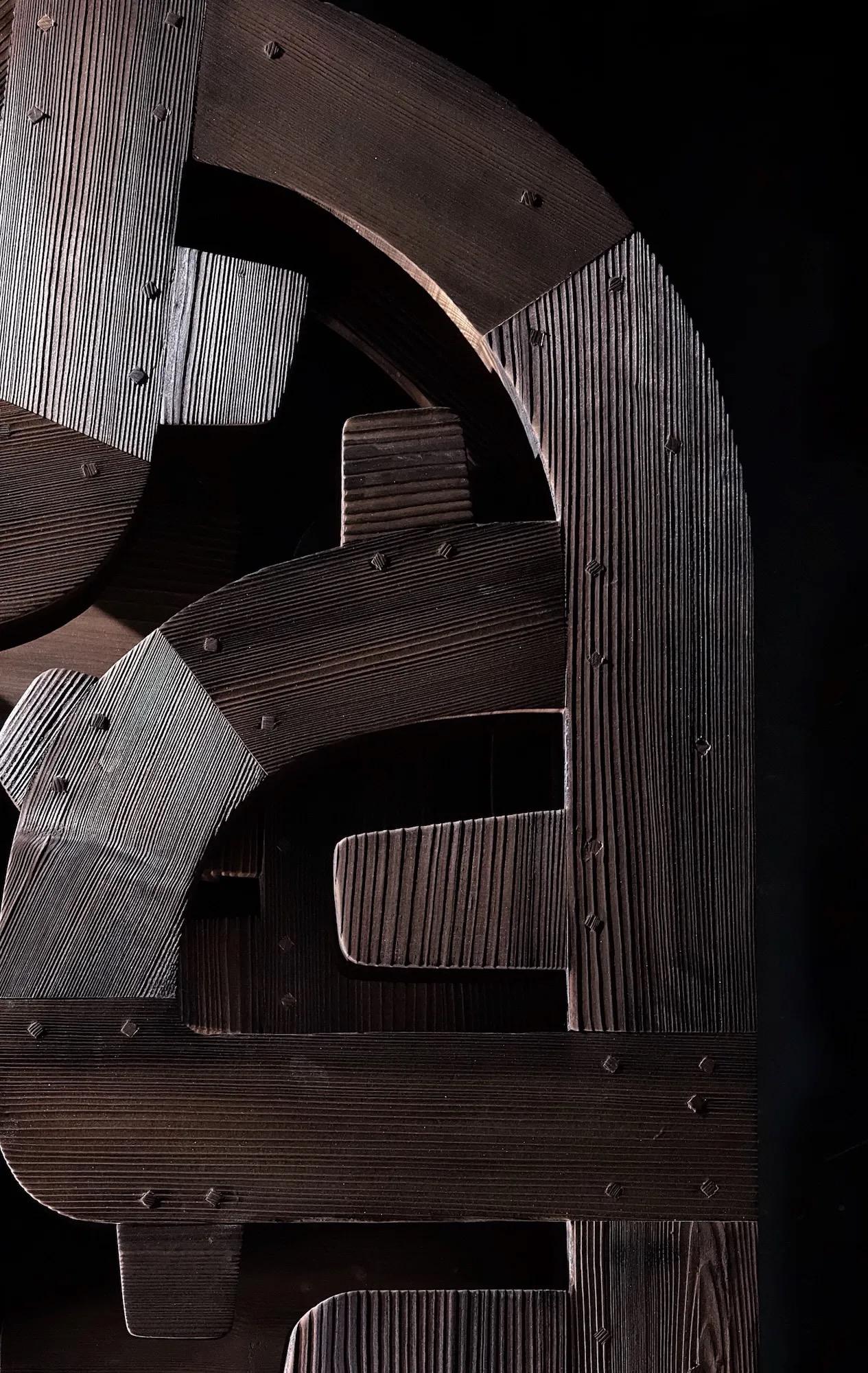 No.090924 de Thierry Martenon - gran escultura de madera, tótem geométrico abstracto en venta 4