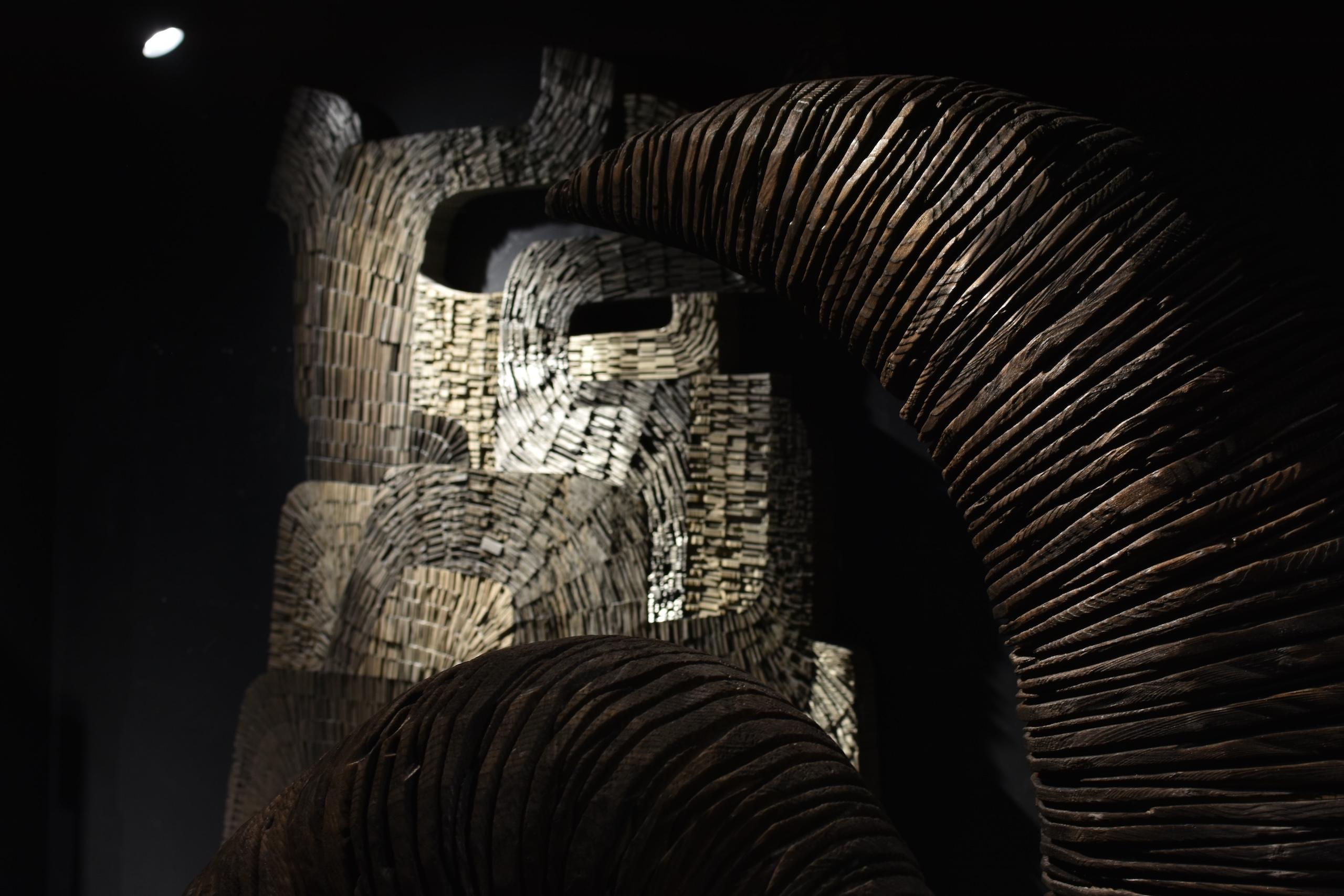 No.210624 di Thierry Martenon - scultura da parete di grandi dimensioni, geometrica astratta, Wood in vendita 14