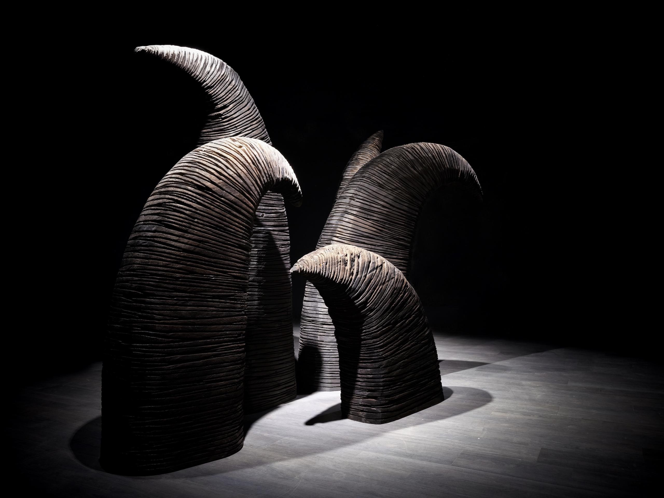 No.210624 di Thierry Martenon - scultura da parete di grandi dimensioni, geometrica astratta, Wood in vendita 1