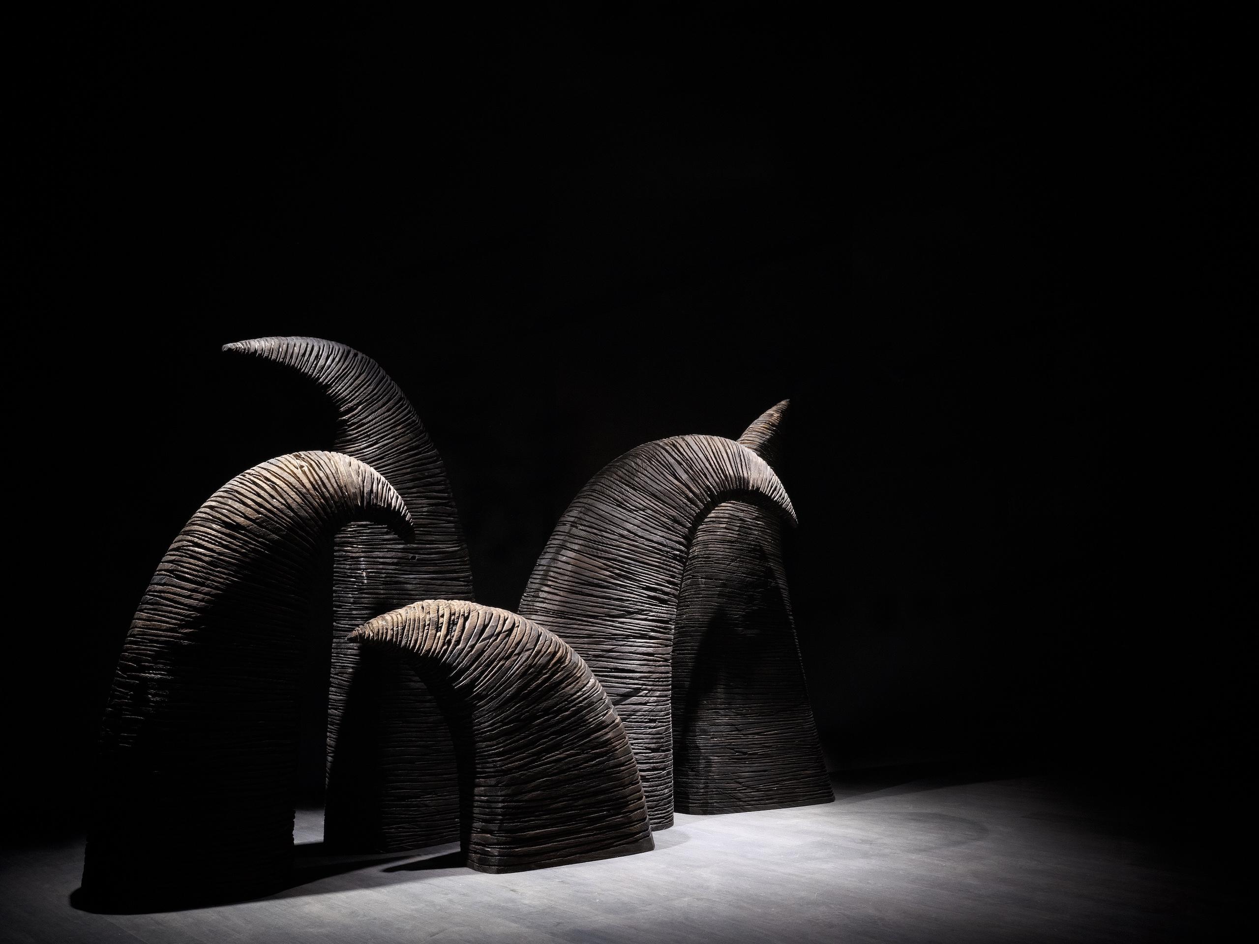 No.210624 di Thierry Martenon - scultura da parete di grandi dimensioni, geometrica astratta, Wood in vendita 2