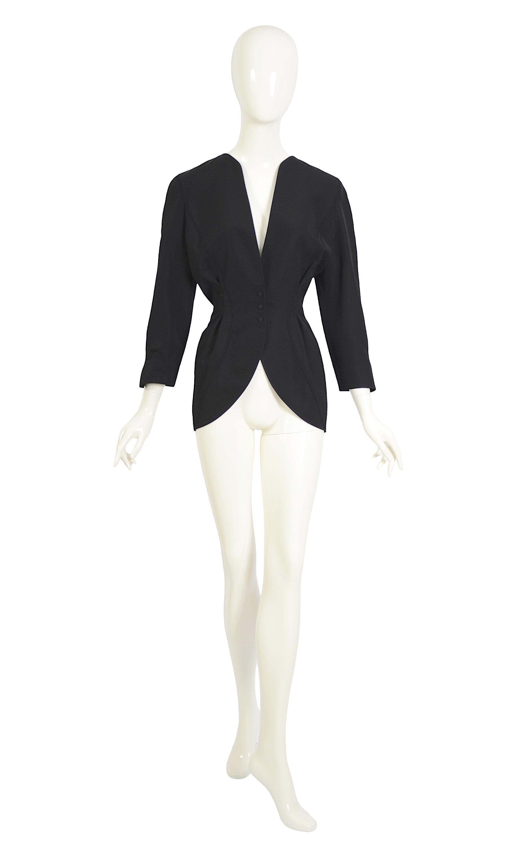 Thierry Mugler 1990s Vintage Timeless Black Wool Jacket For Sale 5