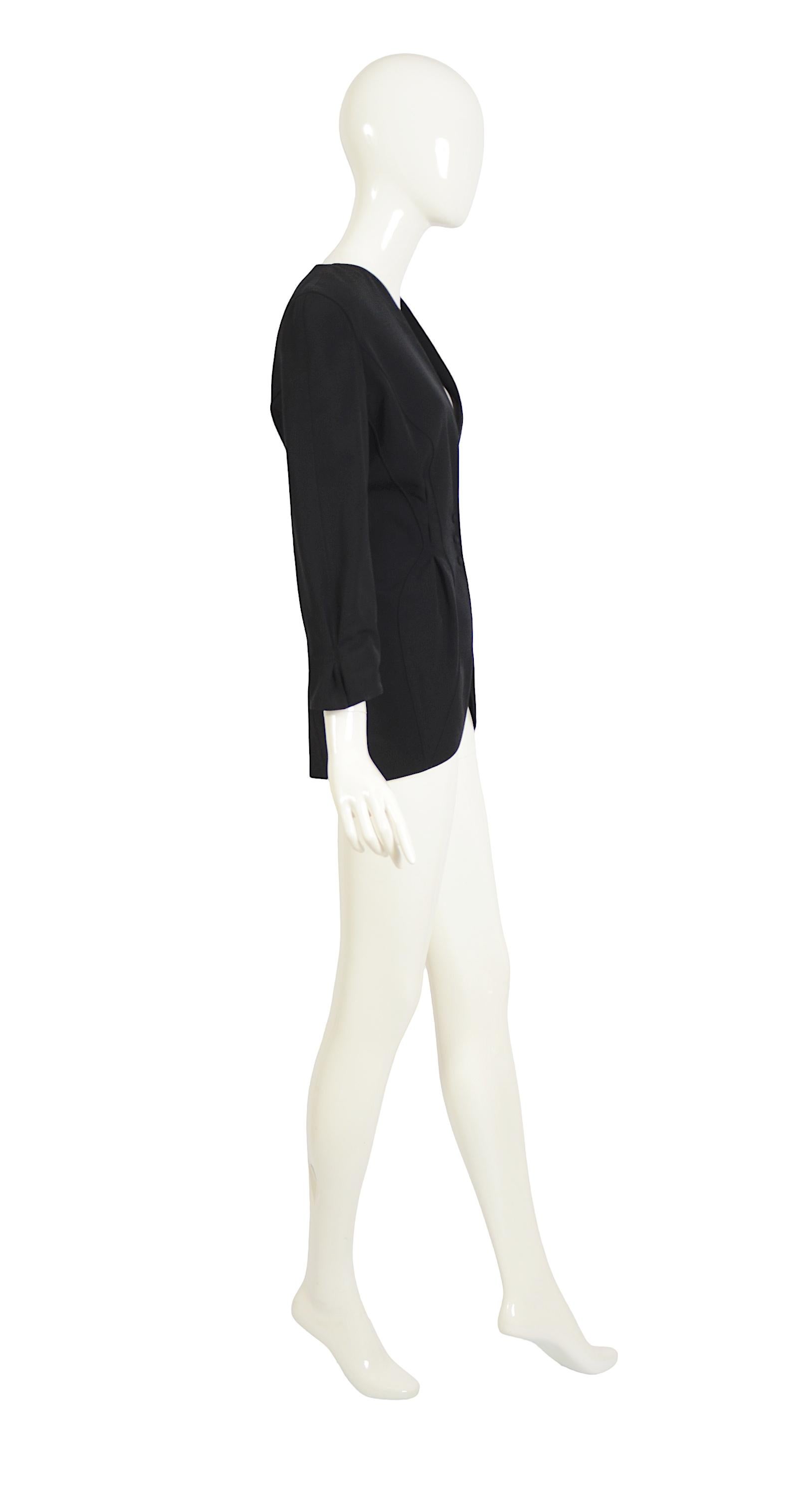 Thierry Mugler 1990s Vintage Timeless Black Wool Jacket For Sale 4
