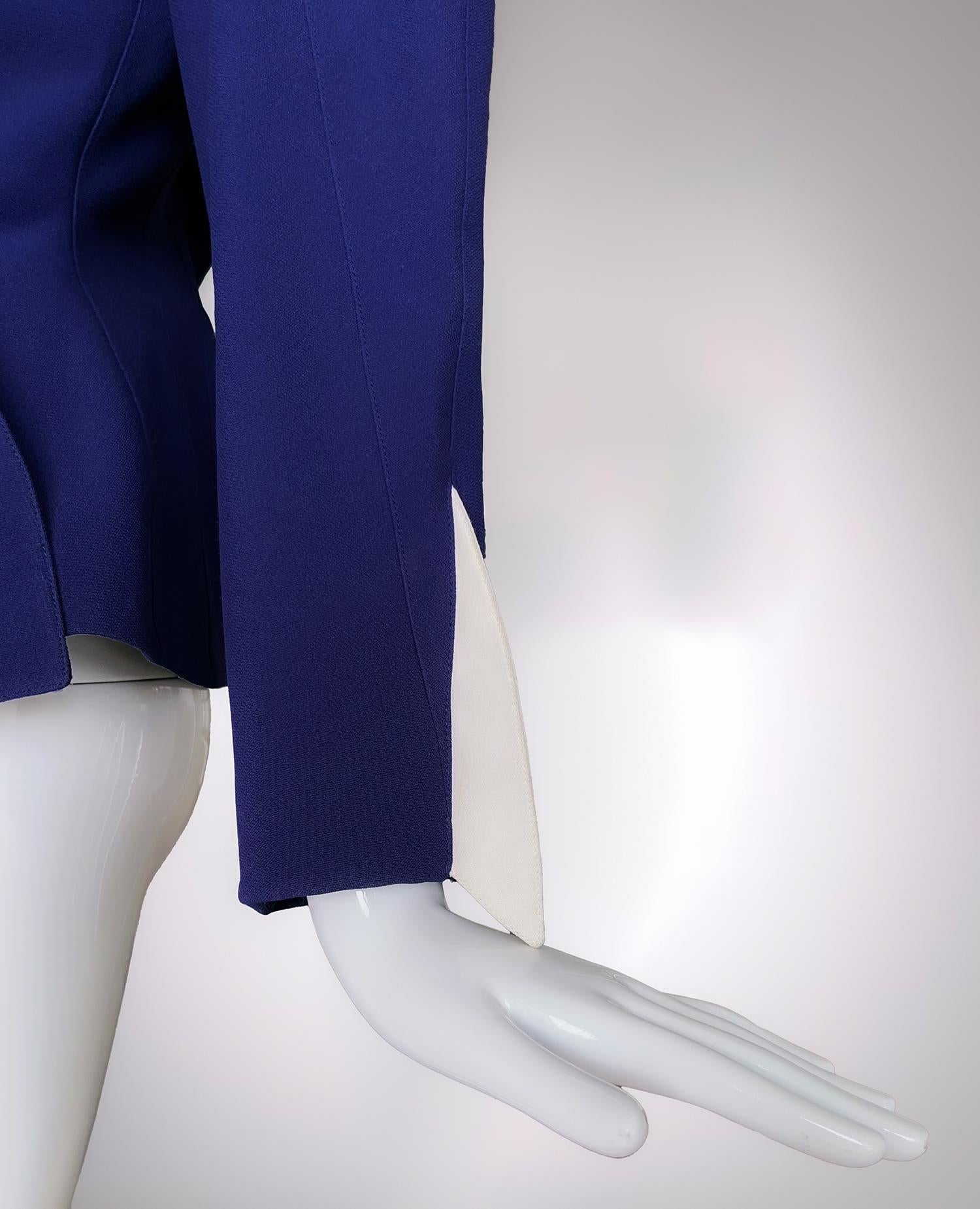 Thierry Mugler 1993 Jacke, seltenes skulpturales, dramatisches, dramatisches Kragen im Zustand „Gut“ im Angebot in Berlin, BE