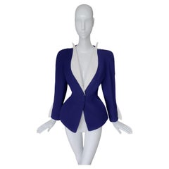 Thierry Mugler 1993 - Rare col sculptural et dramatique