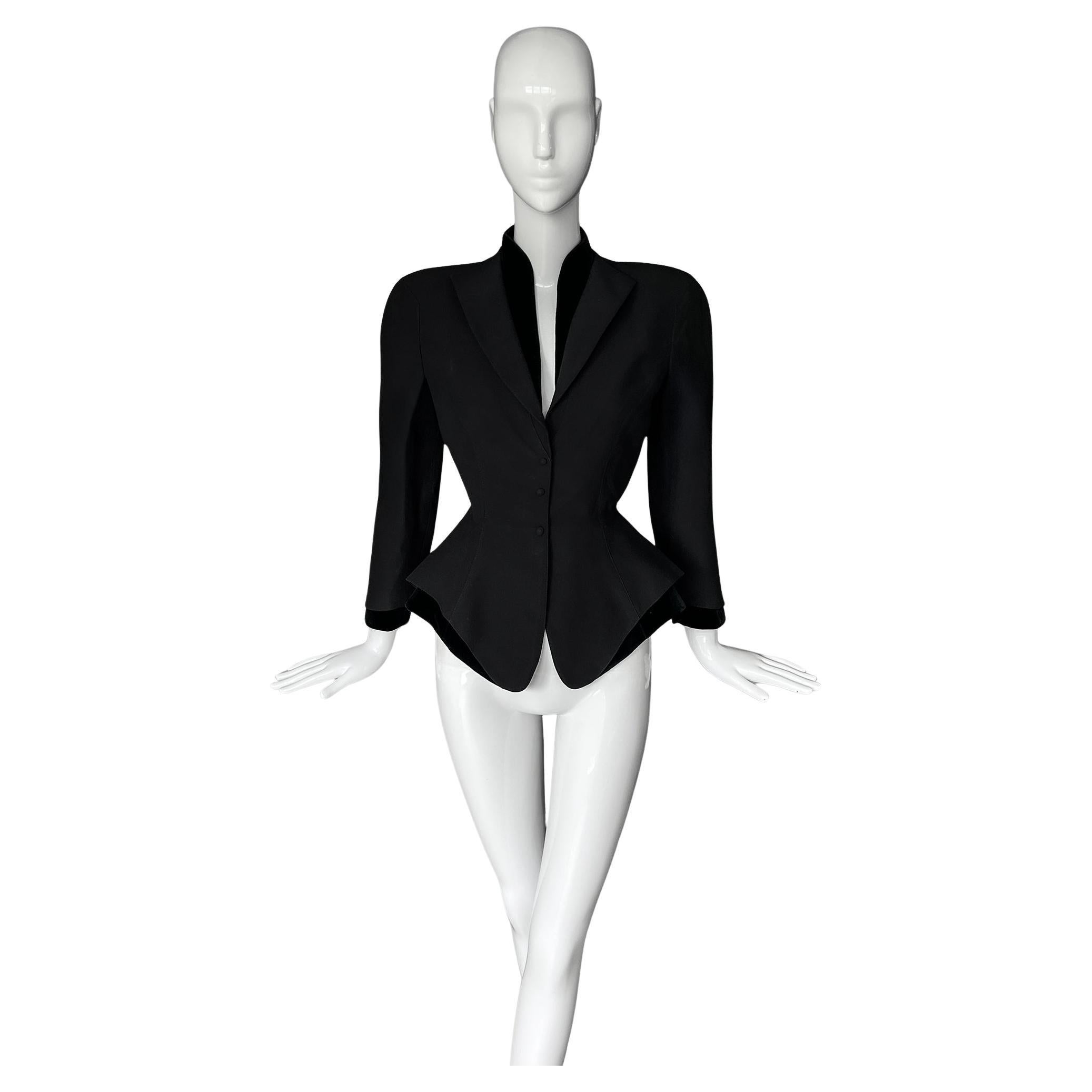 Thierry Mugler 1995 Sculptural Black Jacket in vendita