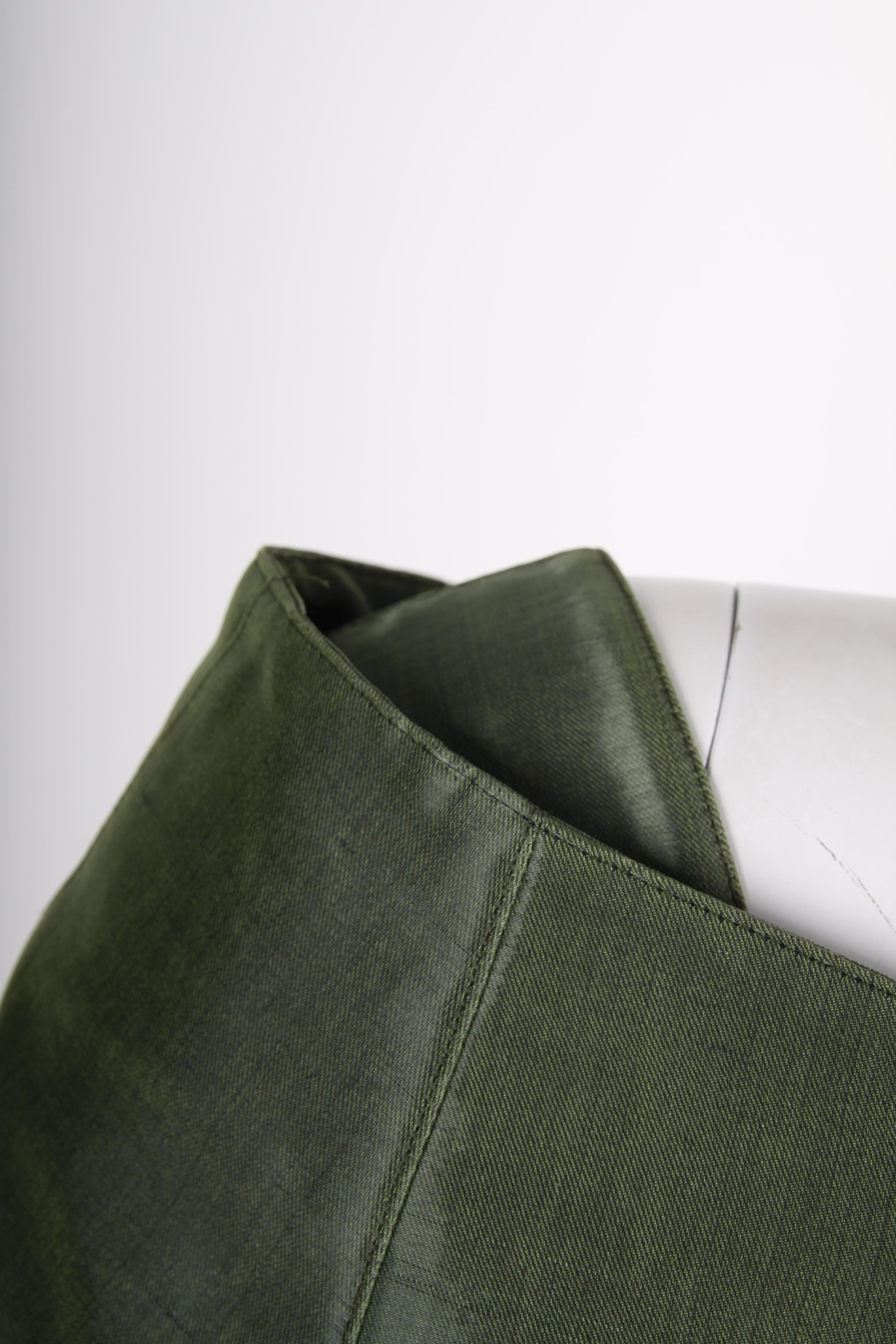 Thierry Mugler 2-pcs Suit Jacket & Skirt - olive green im Angebot 4