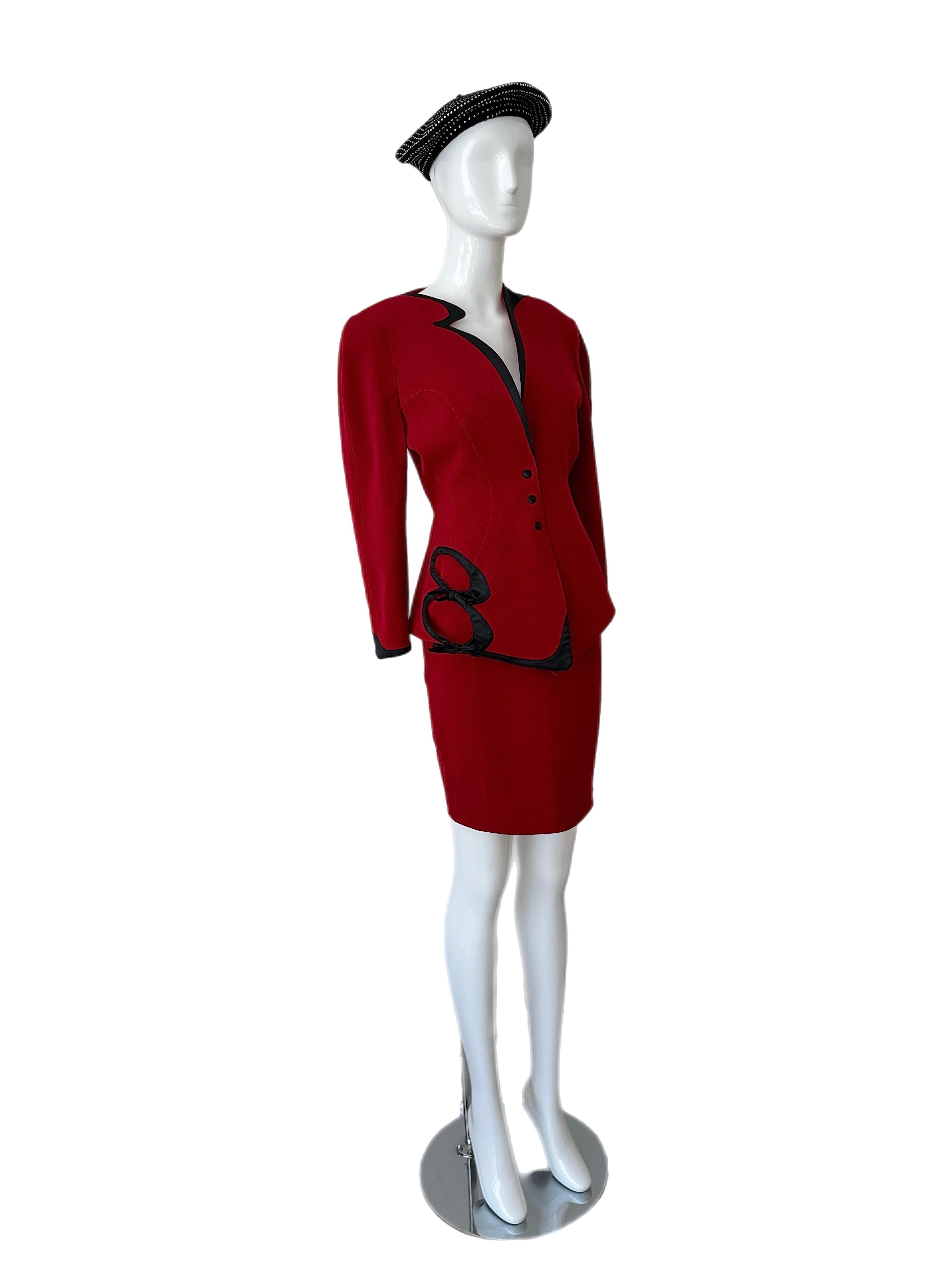 THIERRY MUGLER 80s/90s Vintage Cut-Out Skirt Suit Set Red + Black Cinched Waist For Sale 5
