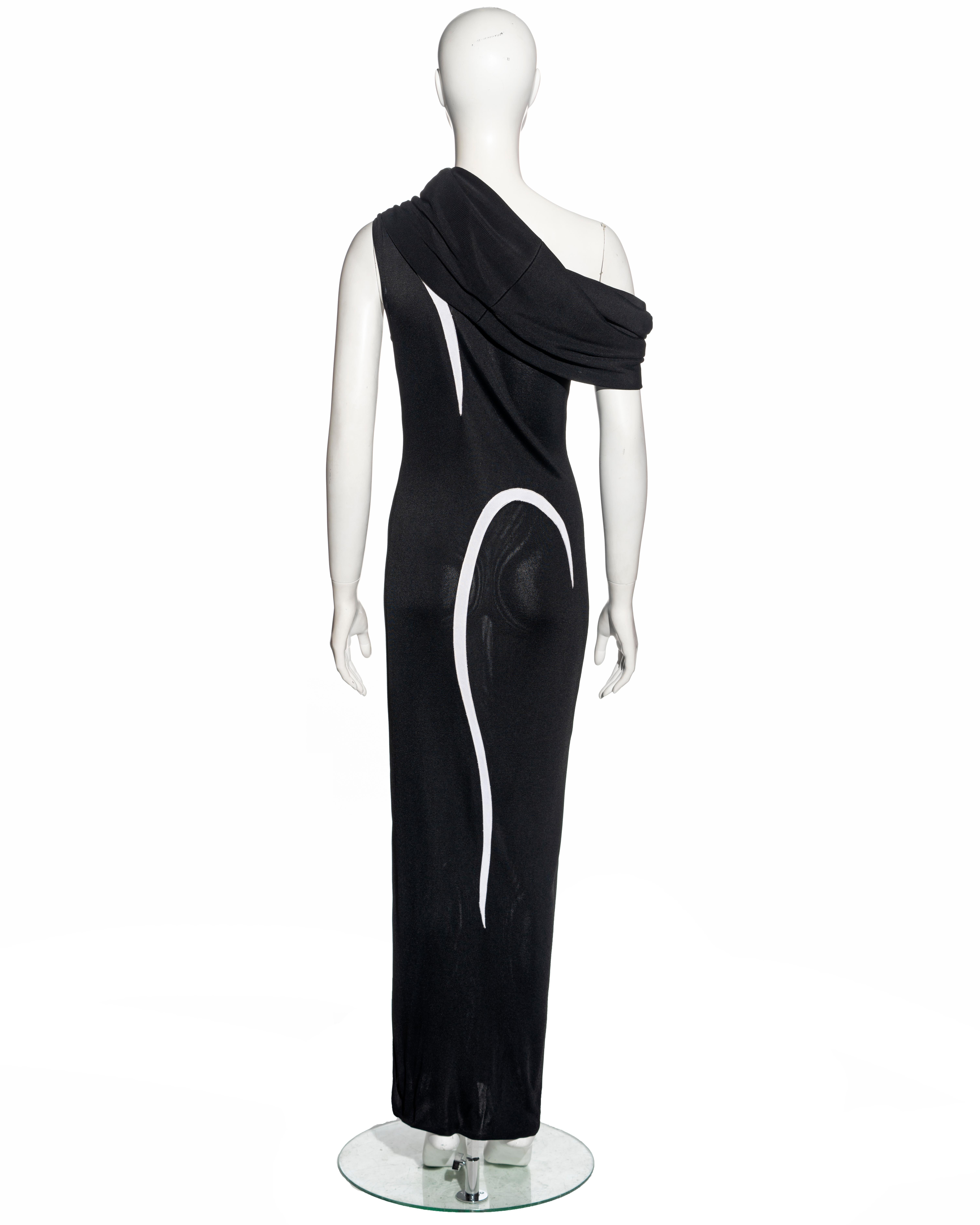 Thierry Mugler black and white rayon knitted off-shoulder evening dress, ss 1999 For Sale 1