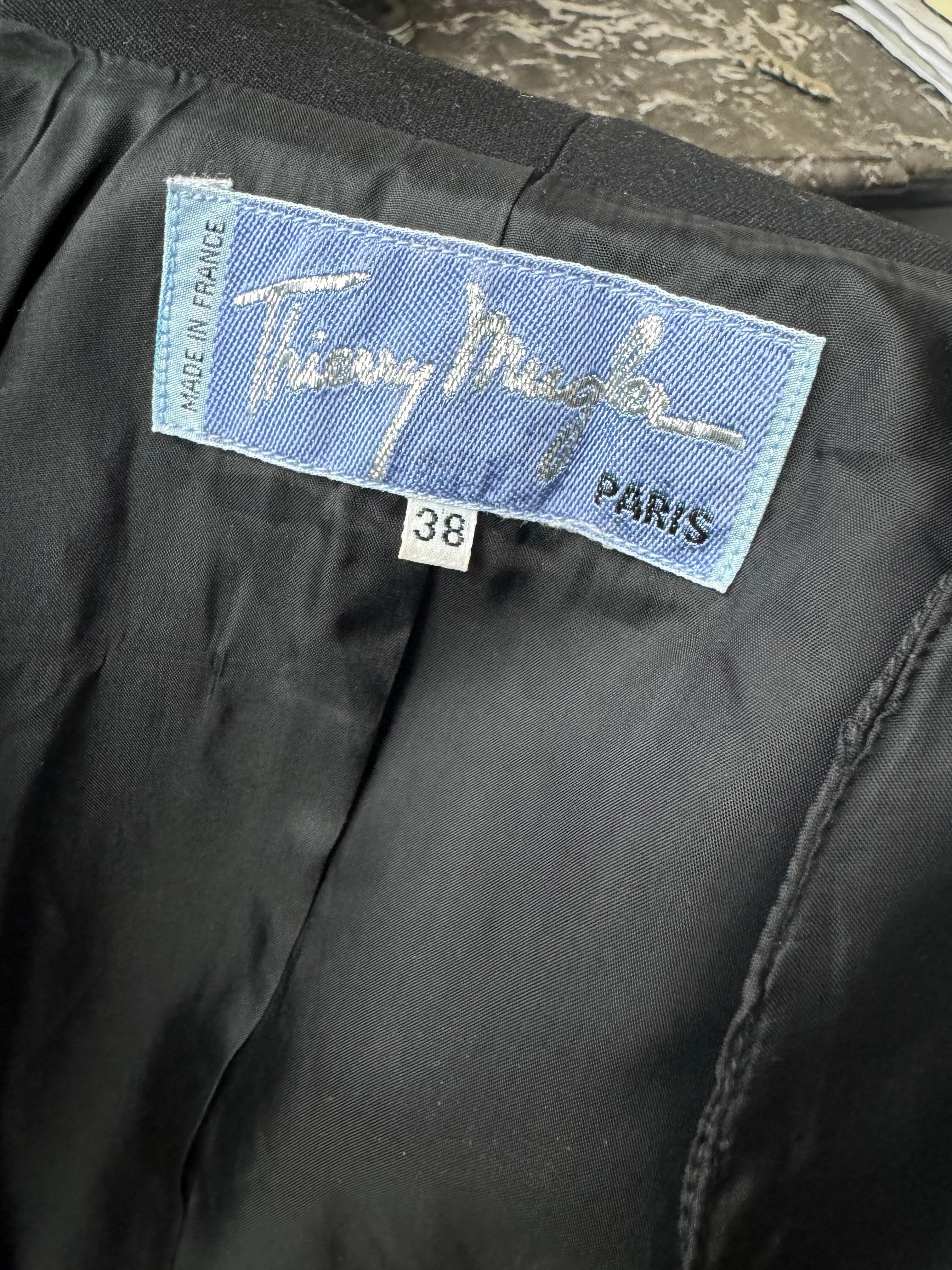 Thierry Mugler Giacca Peplum Nera Les Infernales FW 1988 Tailleur Vampire in vendita 1