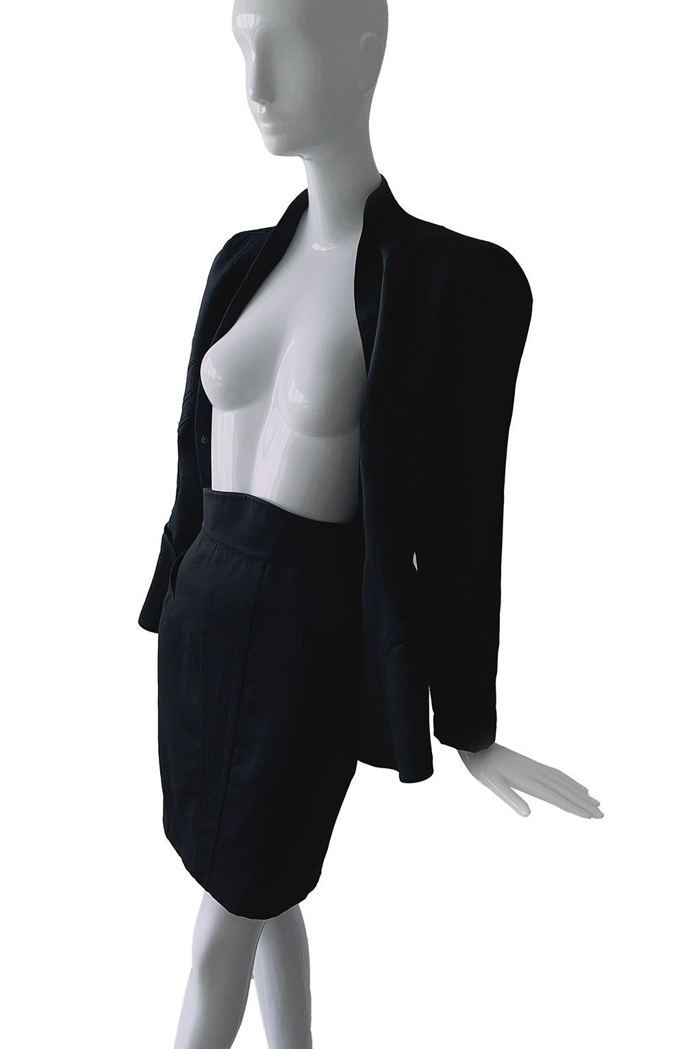 Women's Thierry Mugler Black Suit Sculptural Jacket Skirtsuit For Sale
