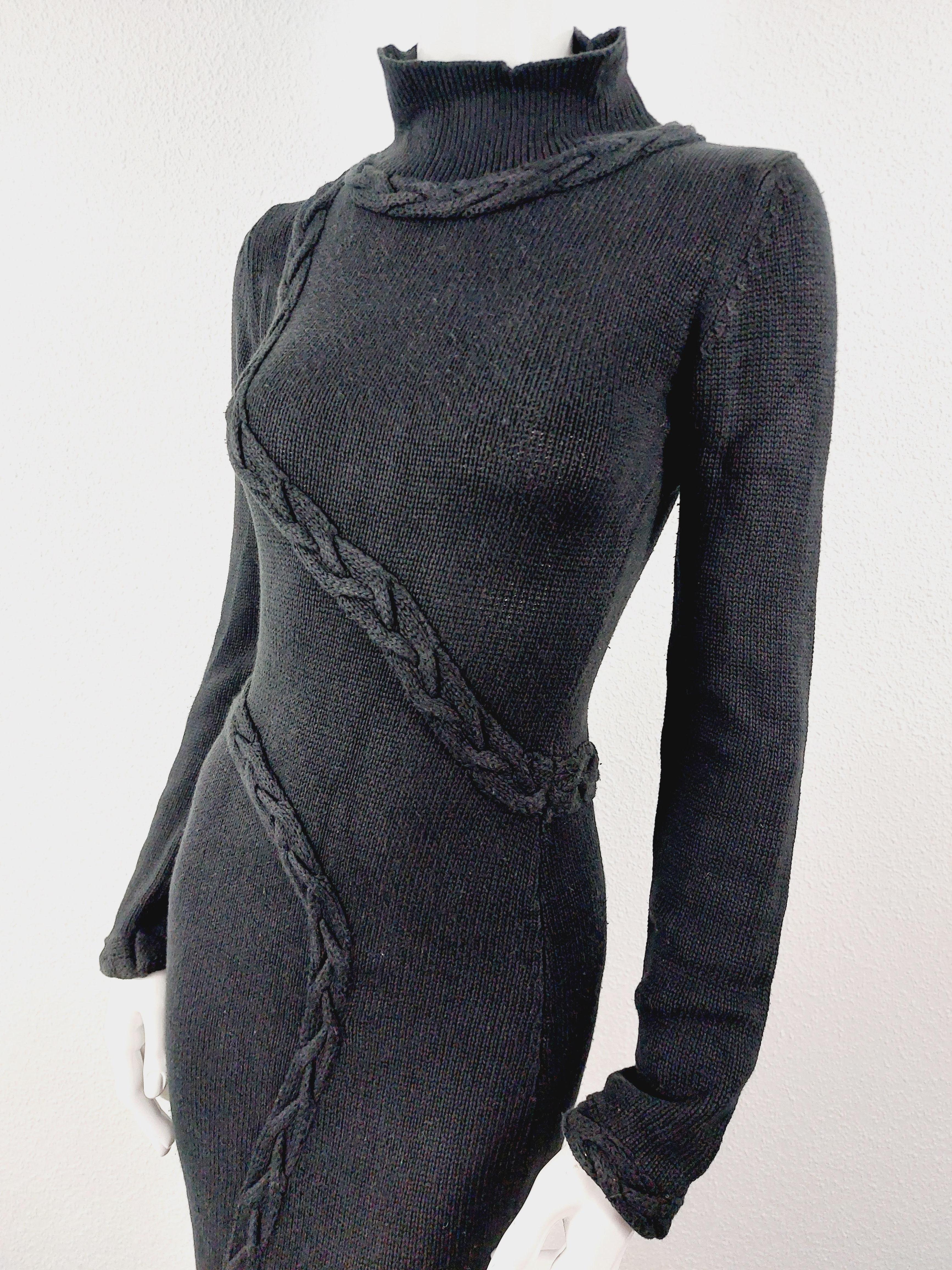 Thierry Mugler - Robe longue en maille tressée noire brodée en tissage spiralé Pour femmes en vente