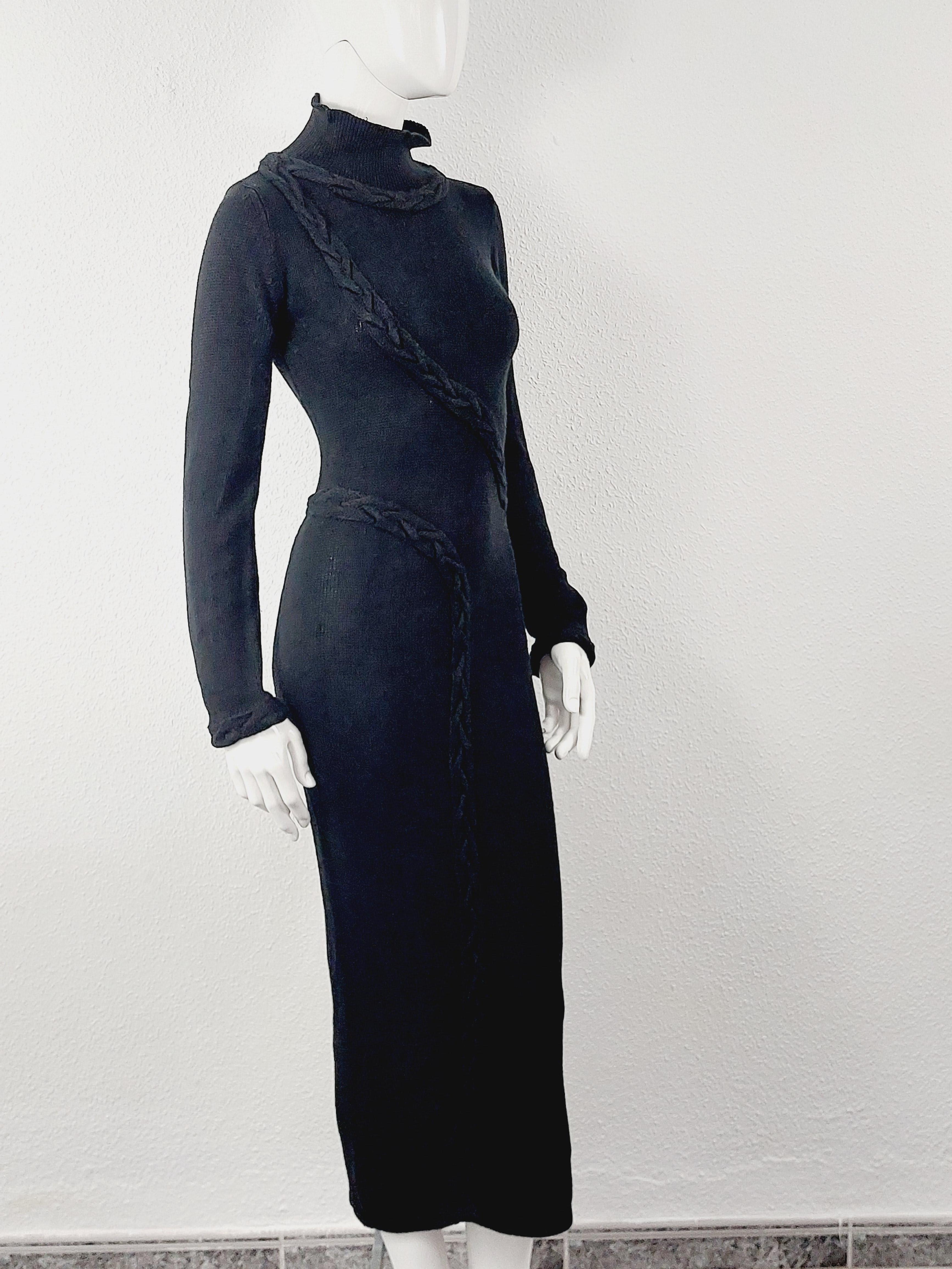 Thierry Mugler - Robe longue en maille tressée noire brodée en tissage spiralé en vente 4