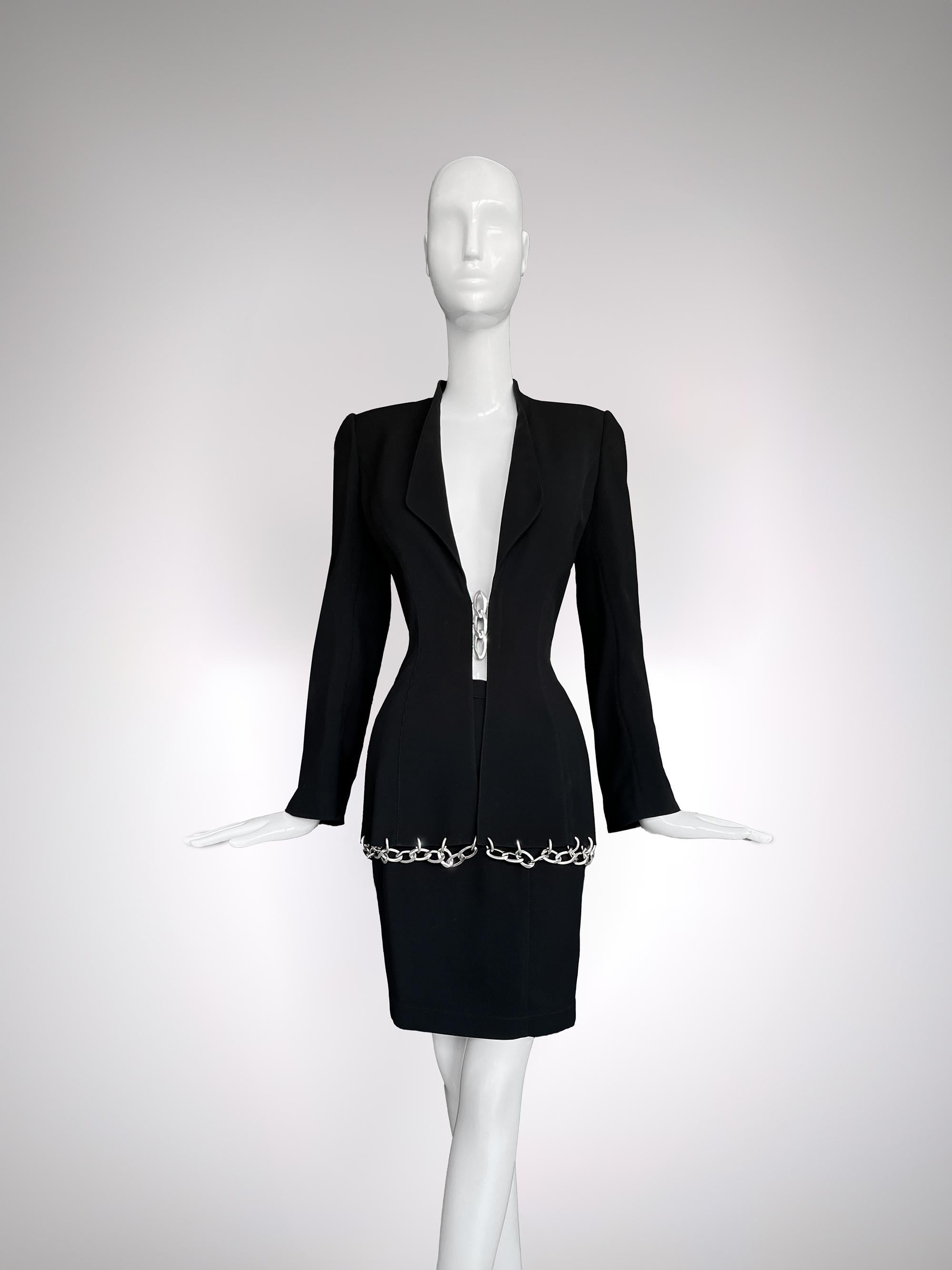 Thierry Mugler - Giacca e gonna da abito impreziosita da catene - Nero in vendita 4