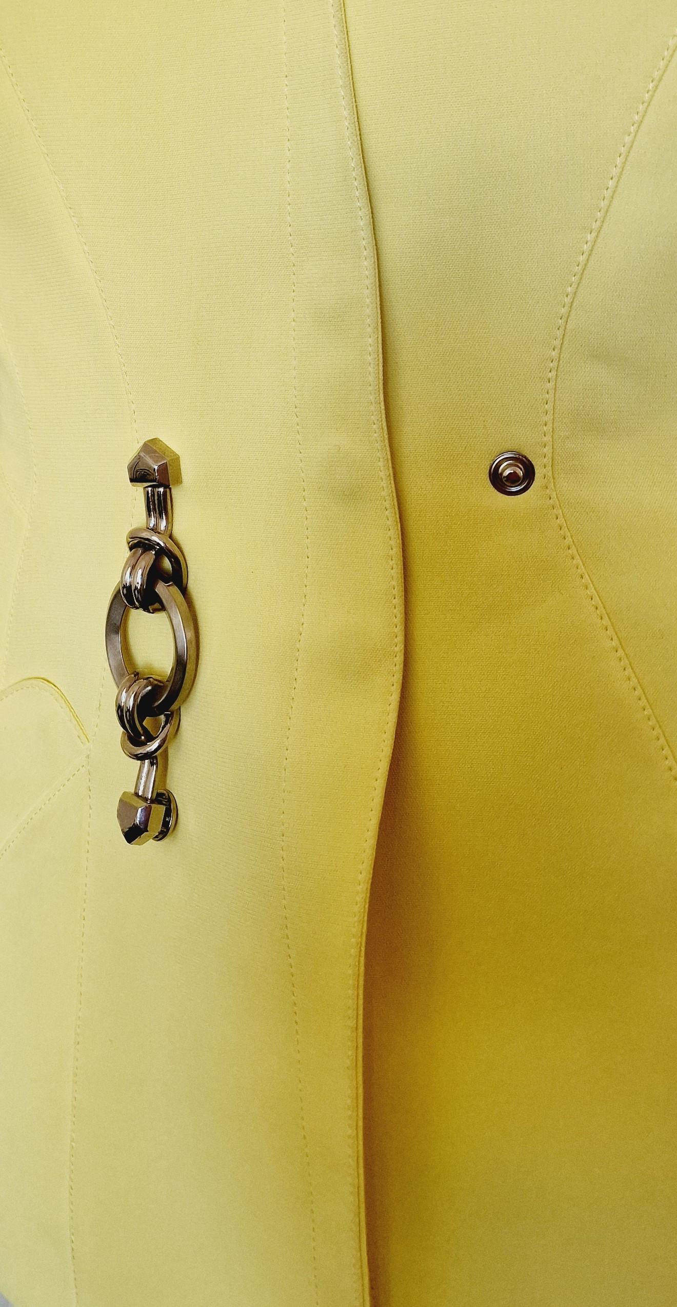 Thierry Mugler Chain Runway Evening Couture Yellow X-small XS Blazer Jacket For Sale 8