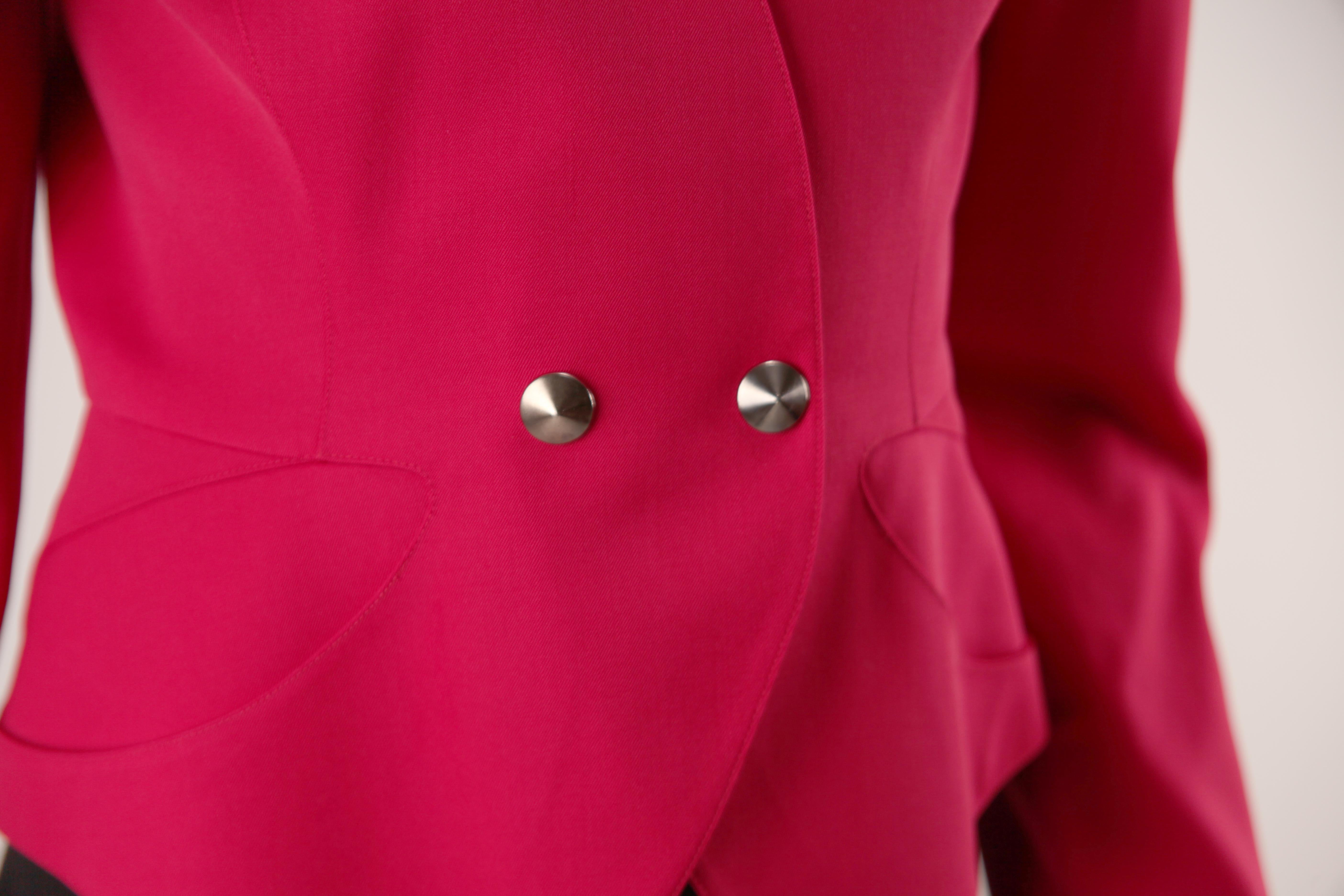Thierry Mugler collectable intense “red-pink” hourglass jacket, circa 1980s For Sale 2