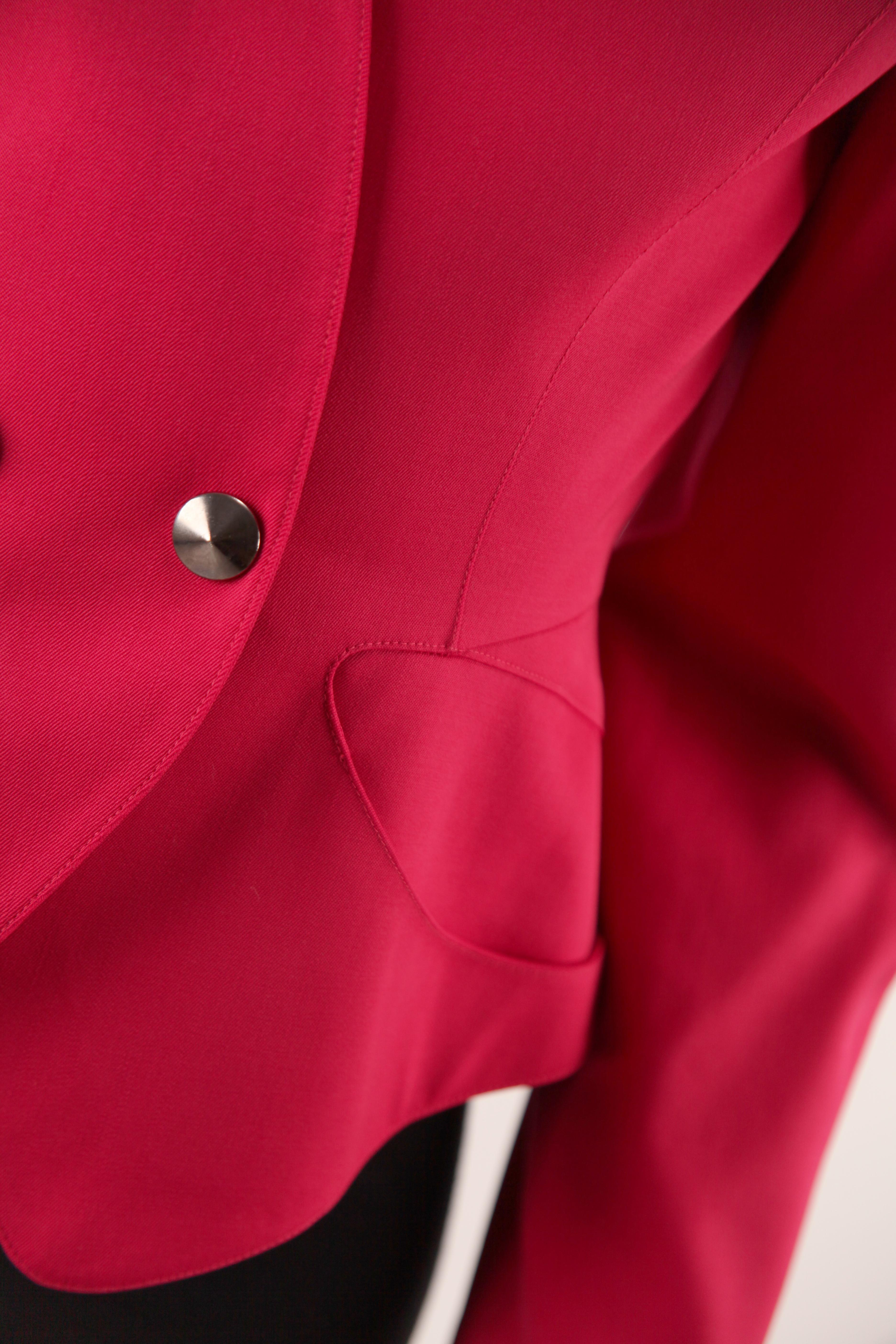 Thierry Mugler collectable intense “red-pink” hourglass jacket, circa 1980s 4