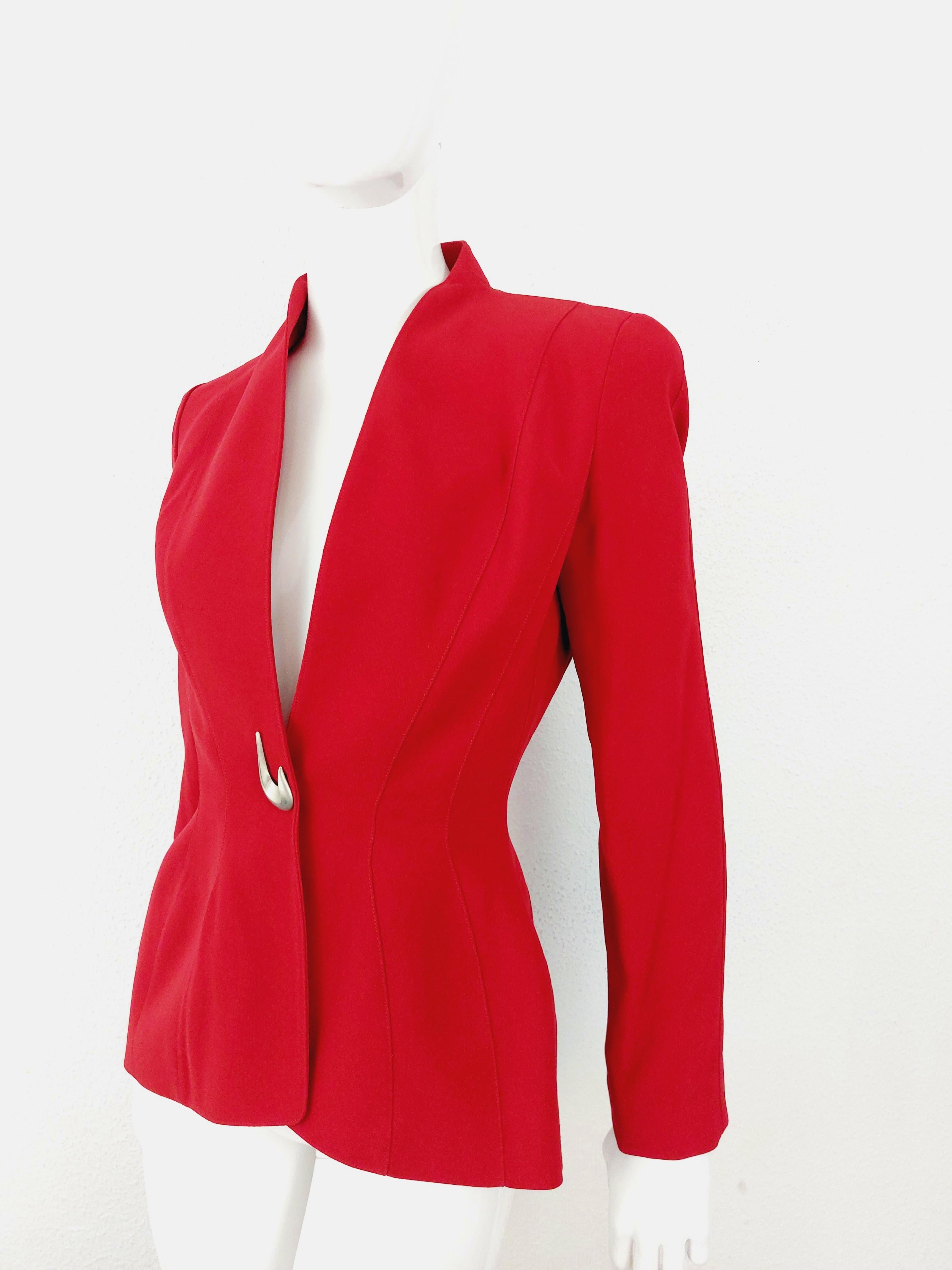 Thierry Mugler Couture 2000 AW Sculptural Red Wasp Pin Brooch Jacket Blazer In Good Condition In PARIS, FR
