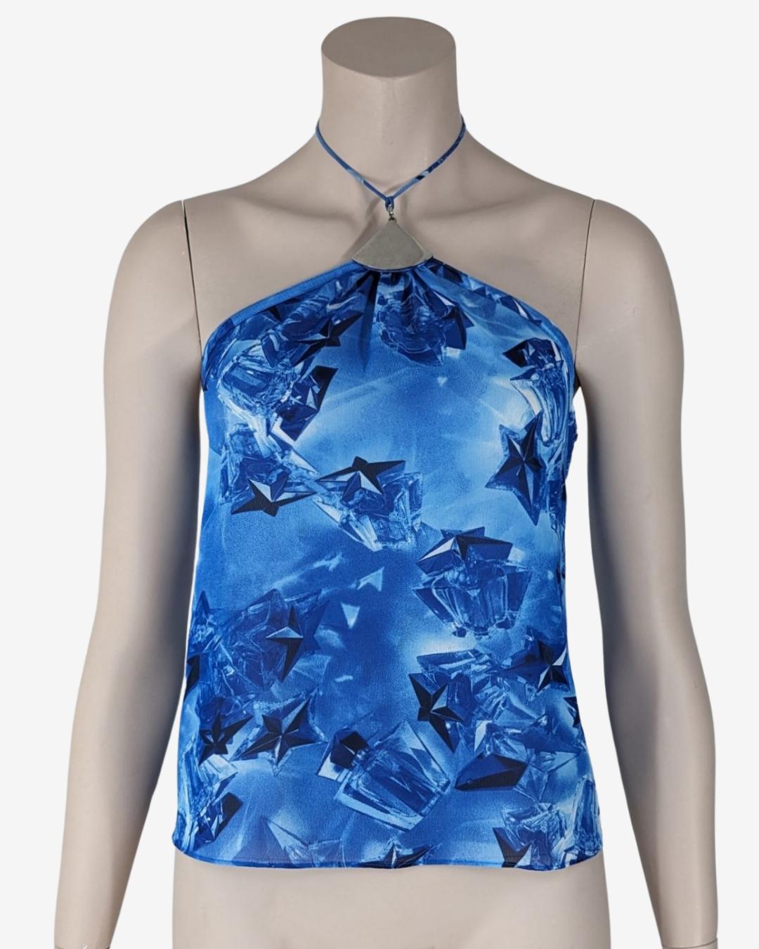 Thierry Mugler rare Angel Flacon halter top.

. Spaghetti strap
. Angel Flacon print
. Silver hardware
. Back Buttons closure

Size label 36FR / S

Flat Measurements : 

Breast : 40 cm 
Total Length : 46ccm

Condition 7/10 the top is in good